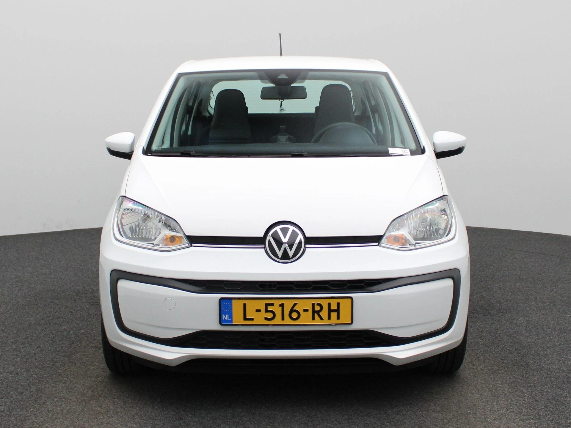 Volkswagen-up!-image-2