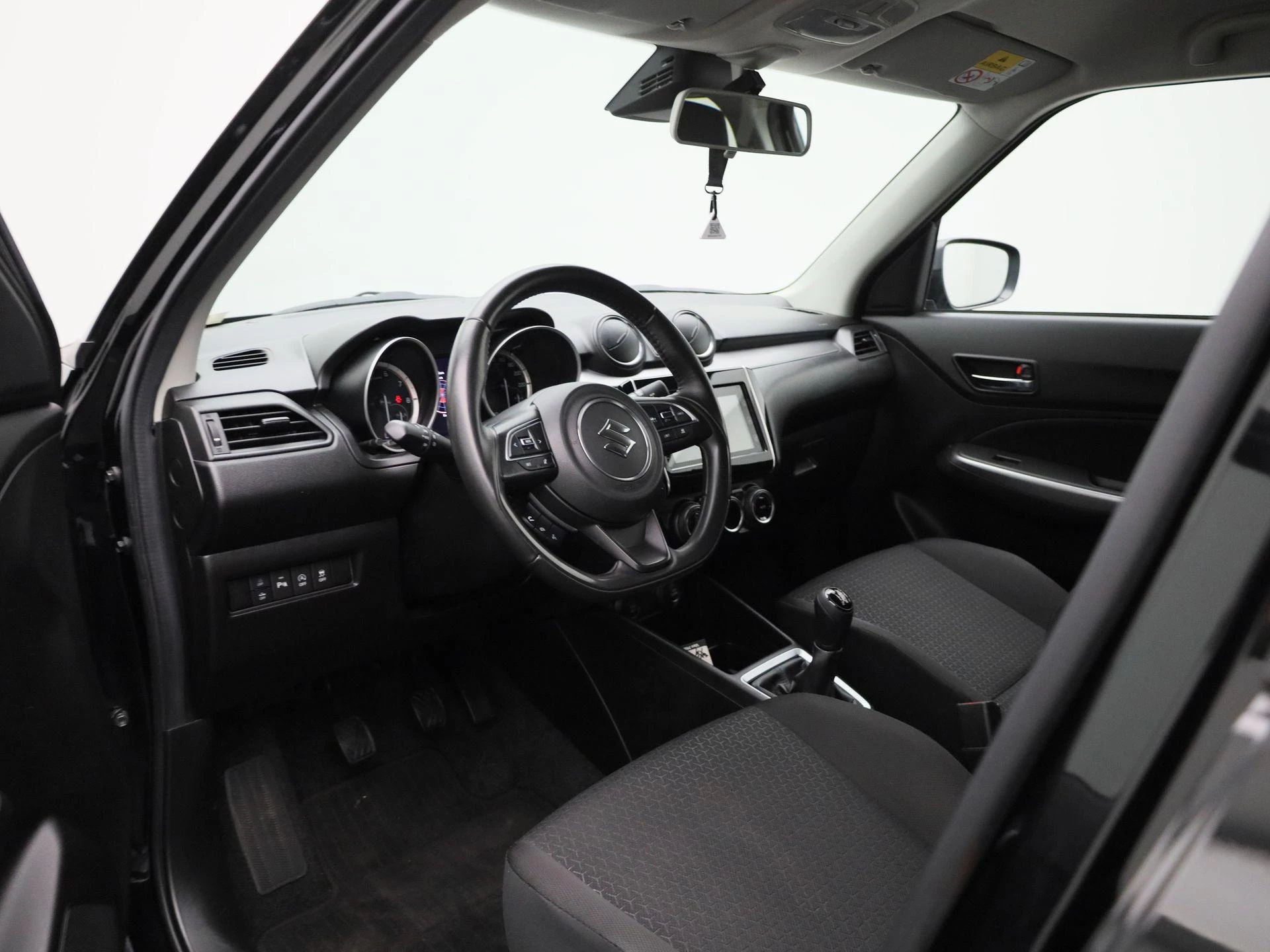 Suzuki-Swift-image-22