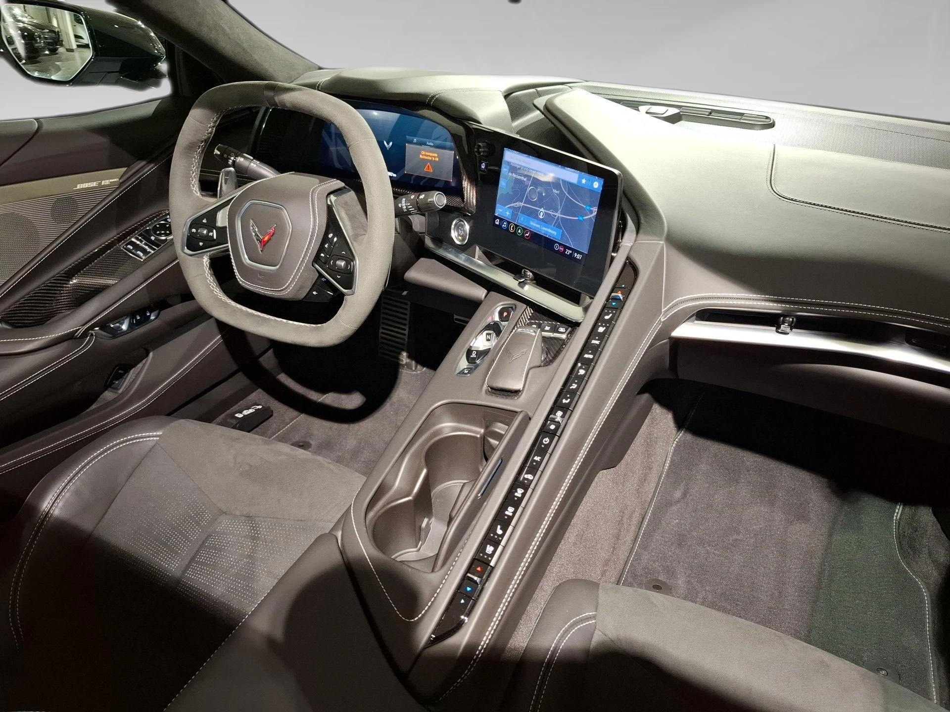 Chevrolet-Corvette-image-13