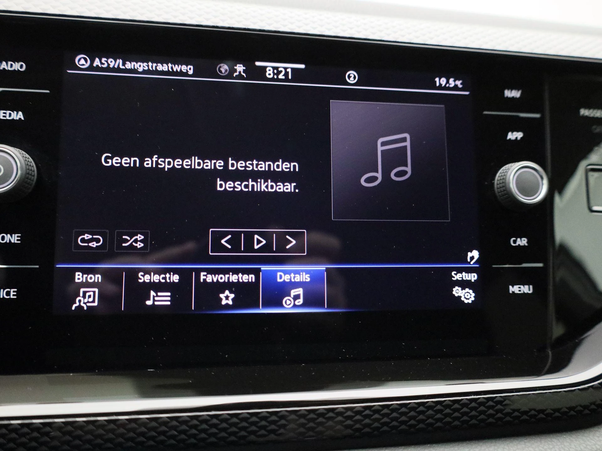 Volkswagen Polo 1.0 TSI Life Business