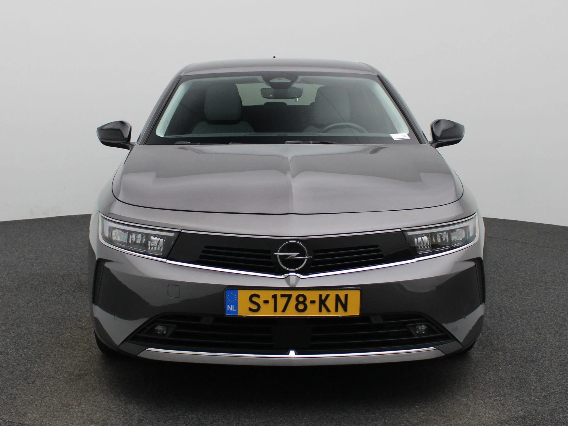 Opel-Astra-image-2