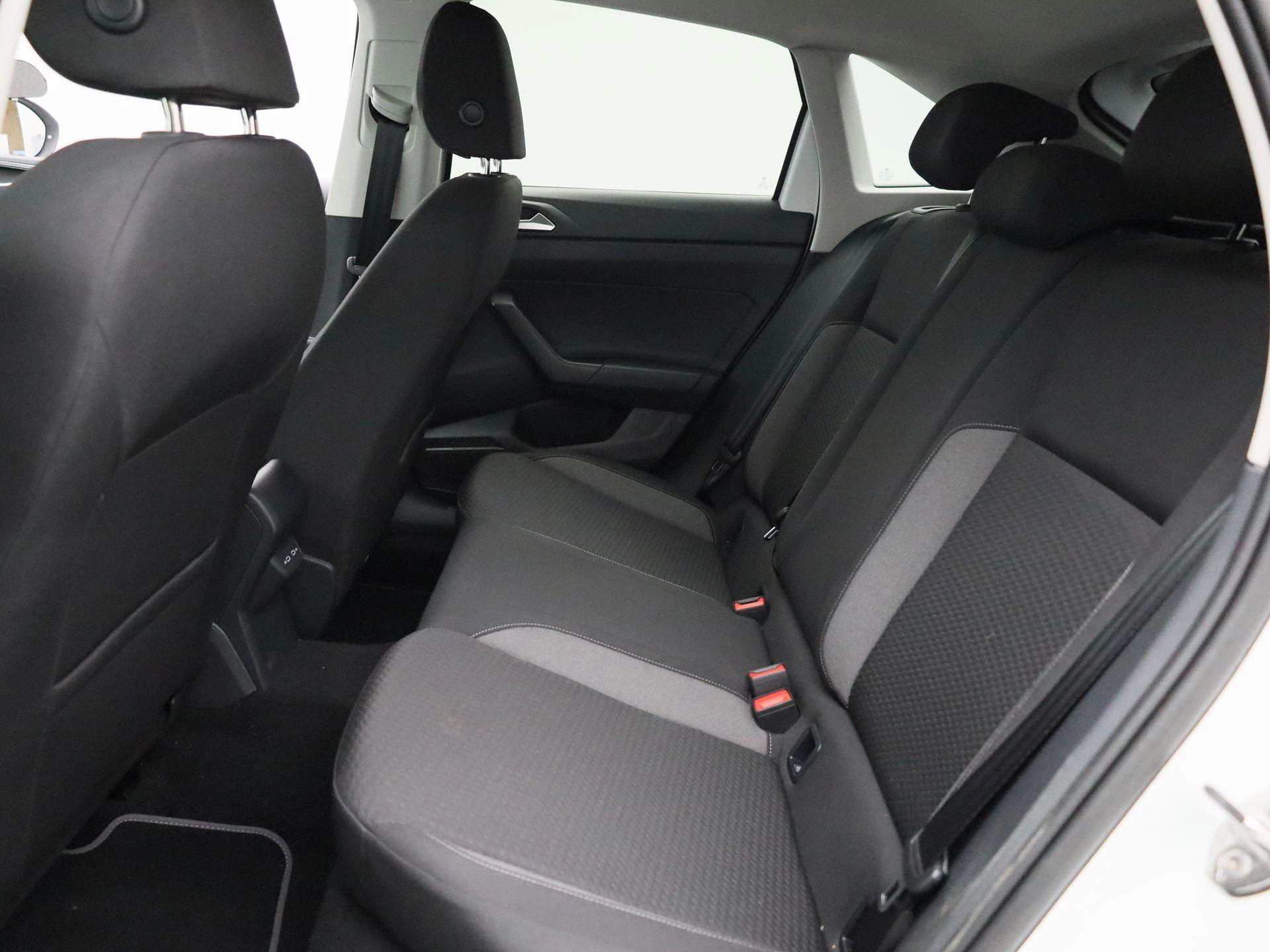 Volkswagen-Taigo-image-11