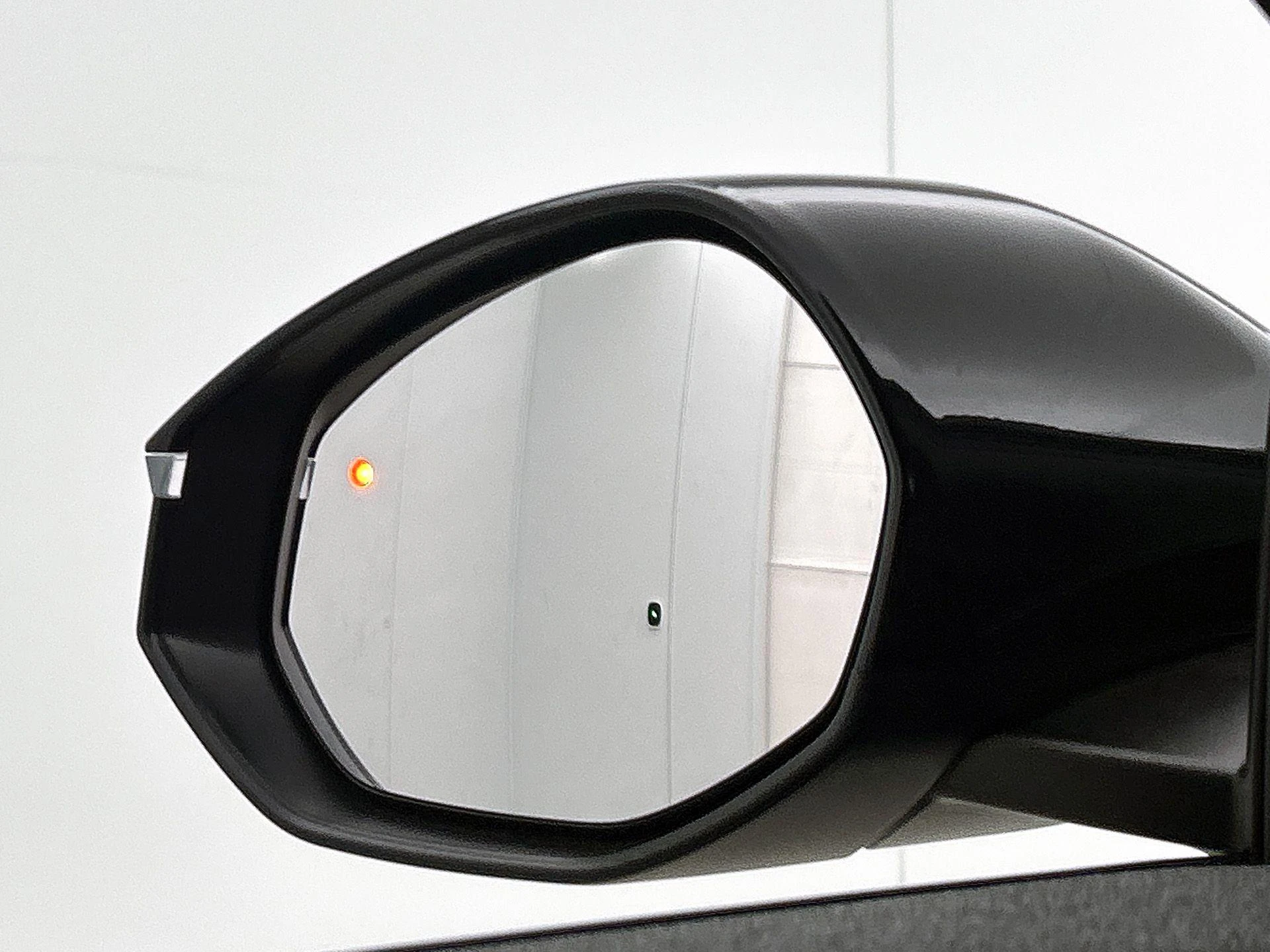 Opel-Grandland-image-27