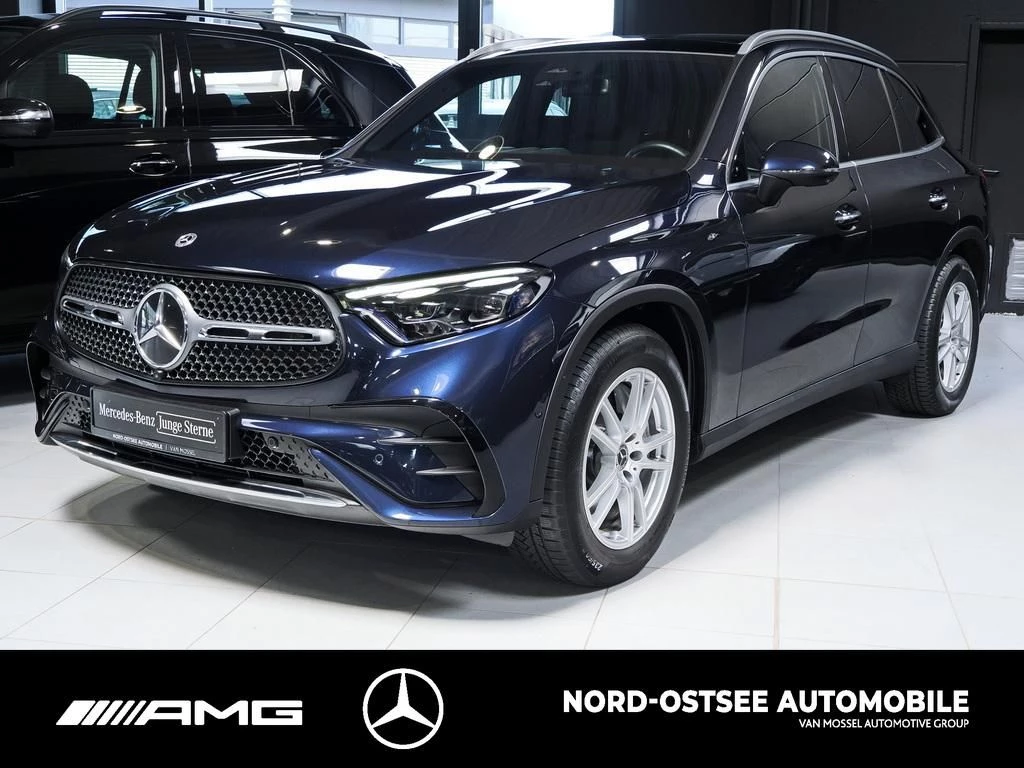 Mercedes-Benz GLC 300 d 4M AMG 360 ACC AHK HUD TEMPOMAT PDC AMG Line