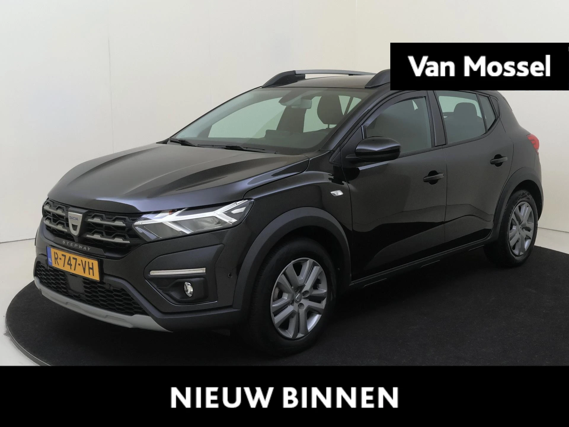 Dacia-Sandero Stepway-image-0