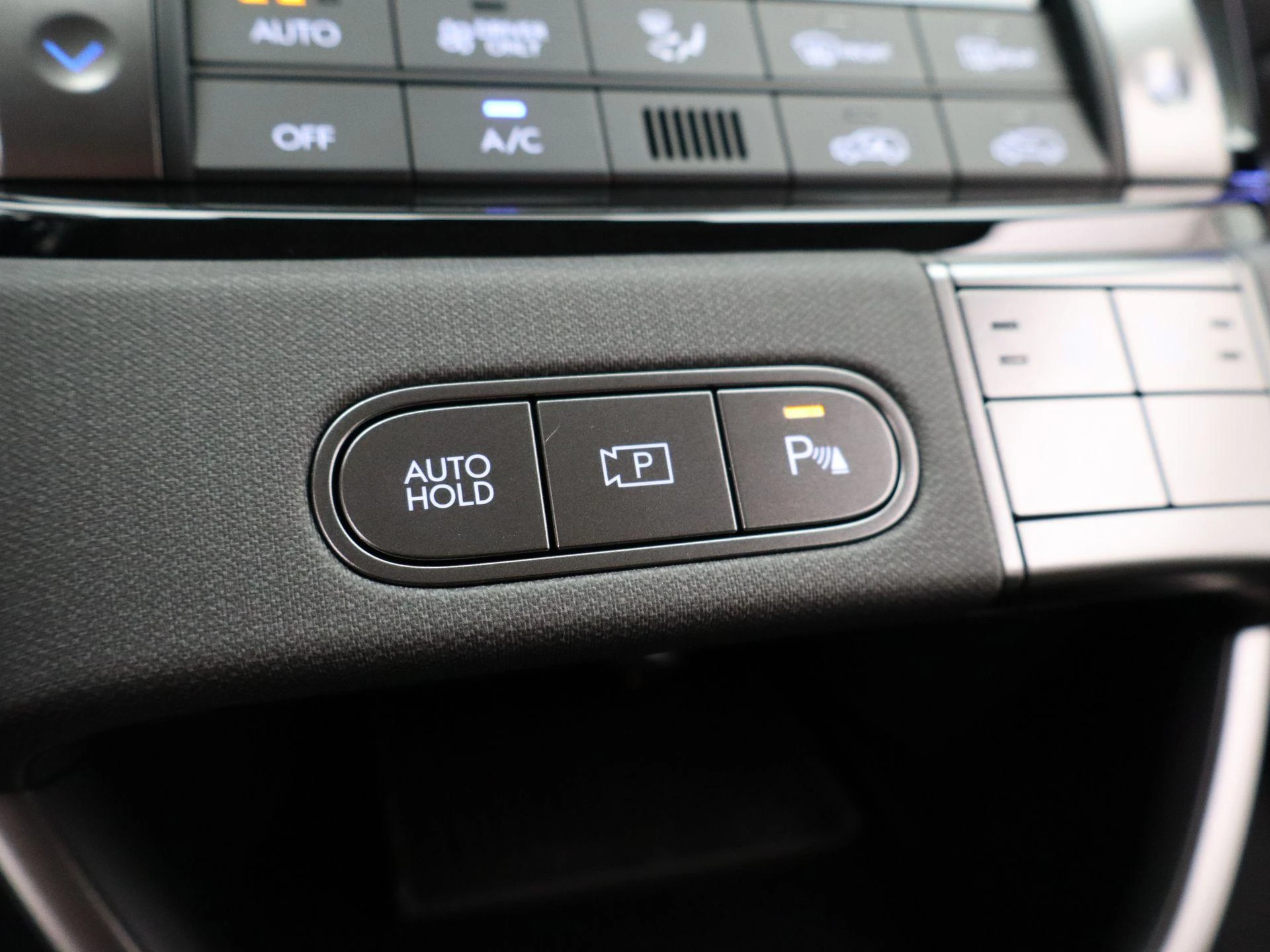 Hyundai-Inster-image-23
