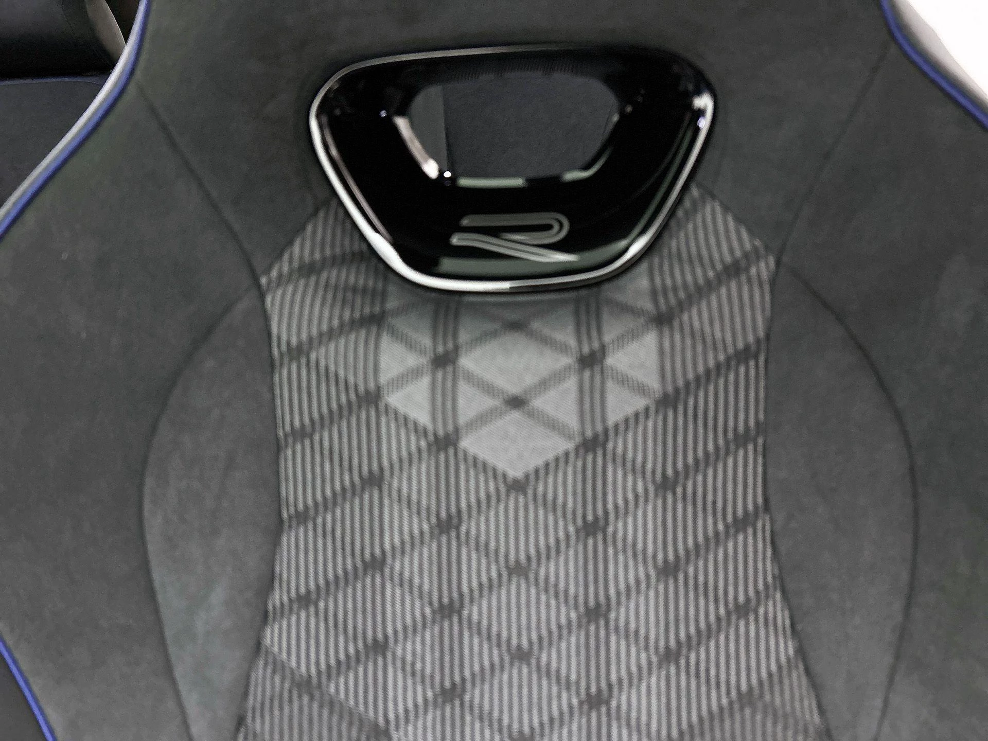 Volkswagen Tayron 1.5 eHybrid R-Line Edition