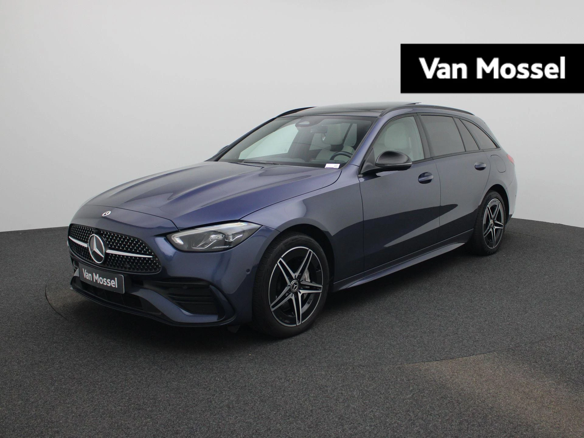 Mercedes-Benz-C-Klasse-image-0