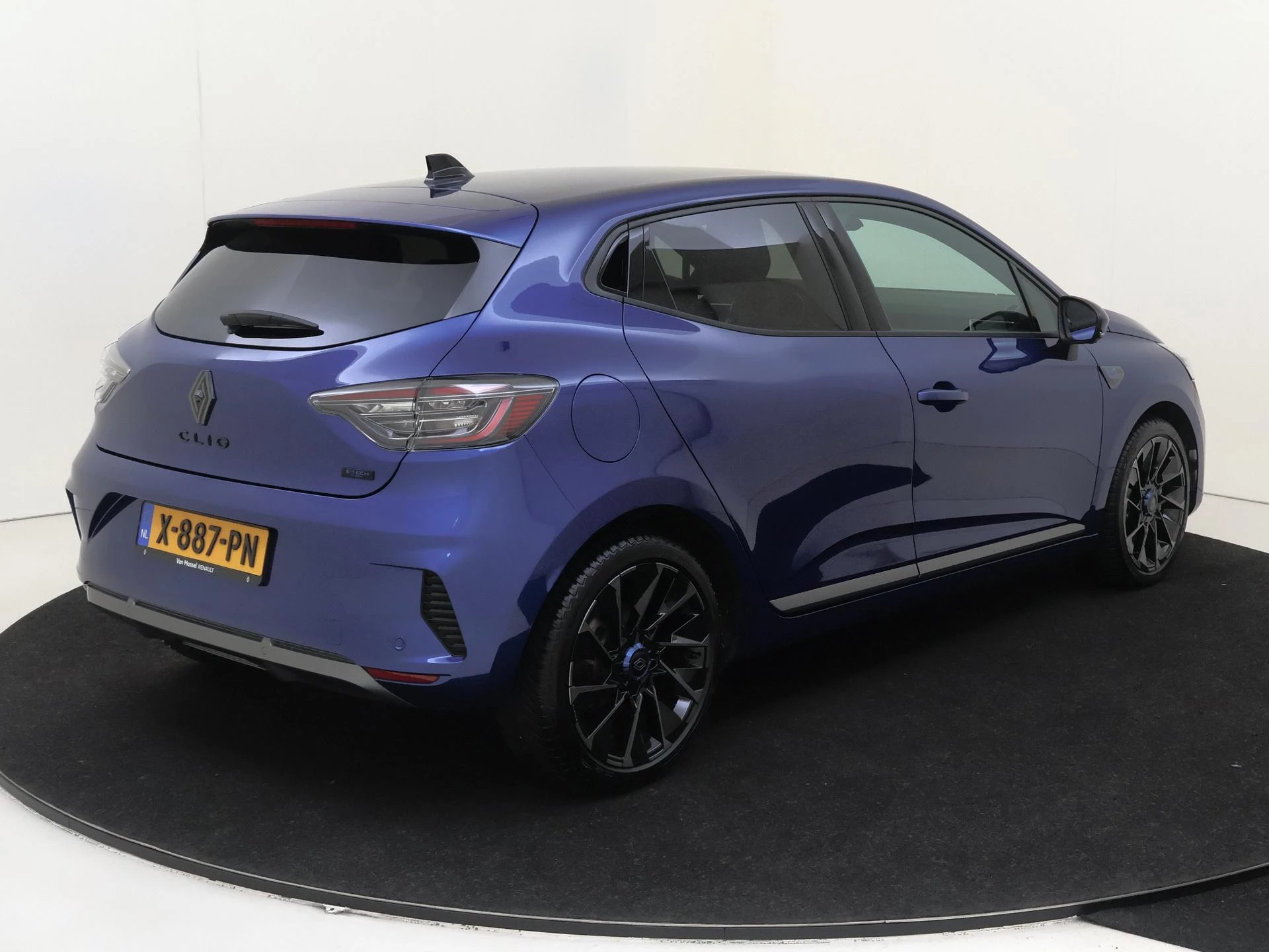Renault-Clio-image-3