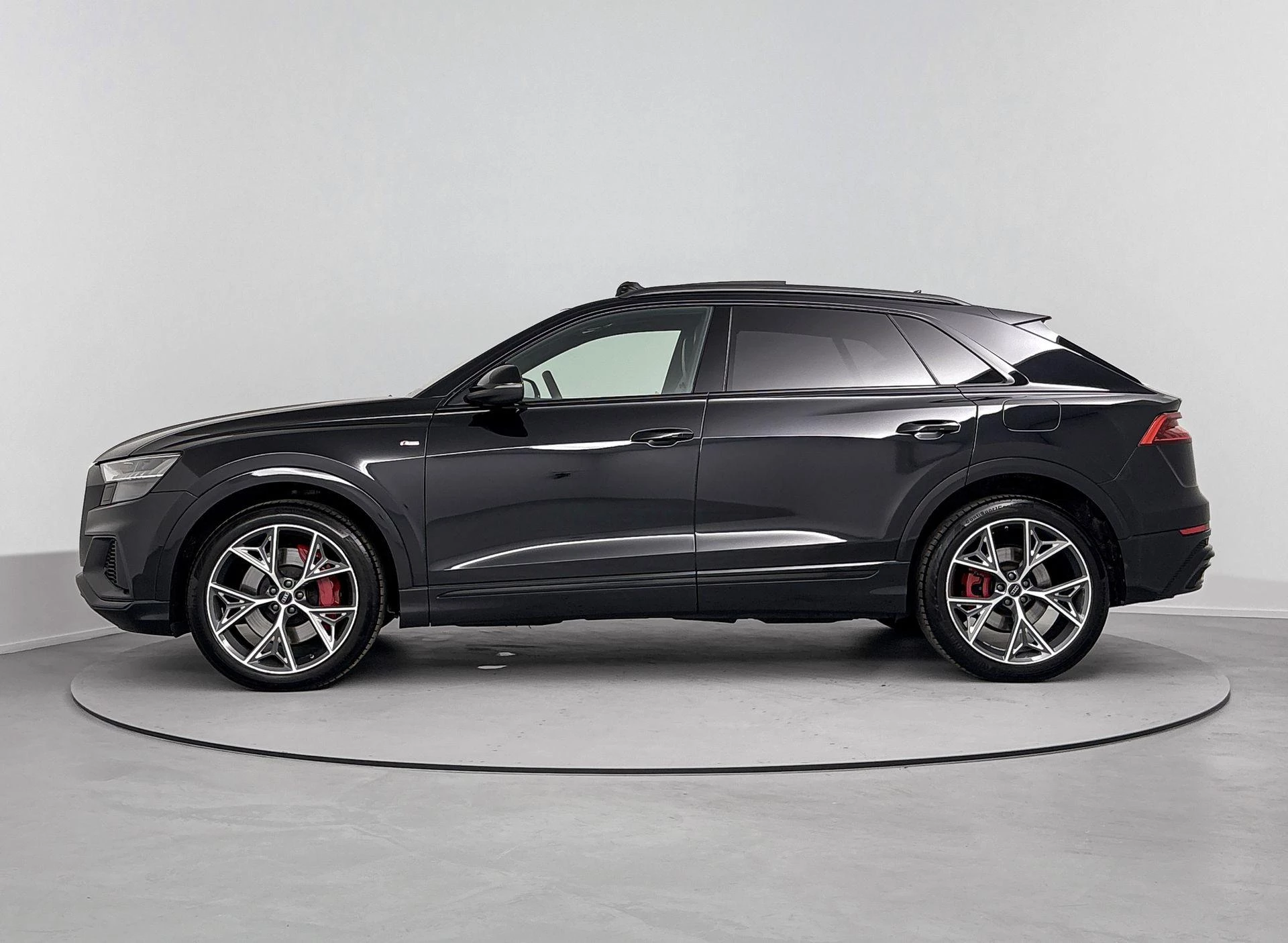 Audi Q8 60 TFSI e quattro Competition 462 PK
