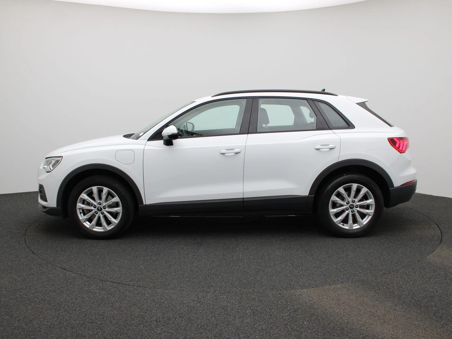 Audi-Q3-image-3