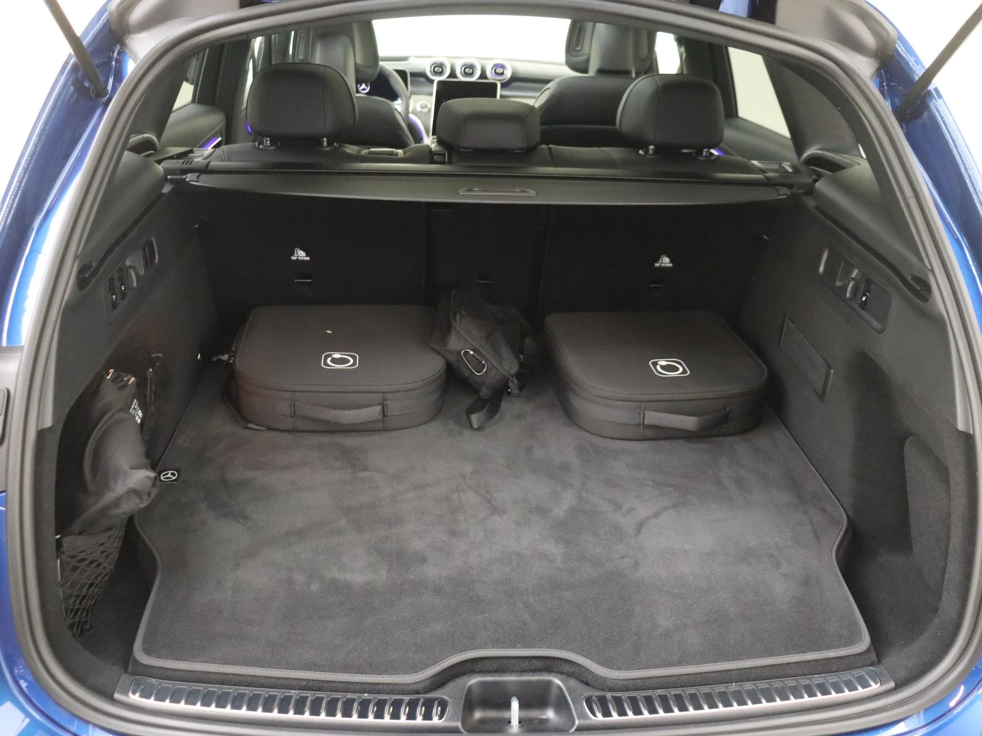 Mercedes-Benz-GLC-image-29