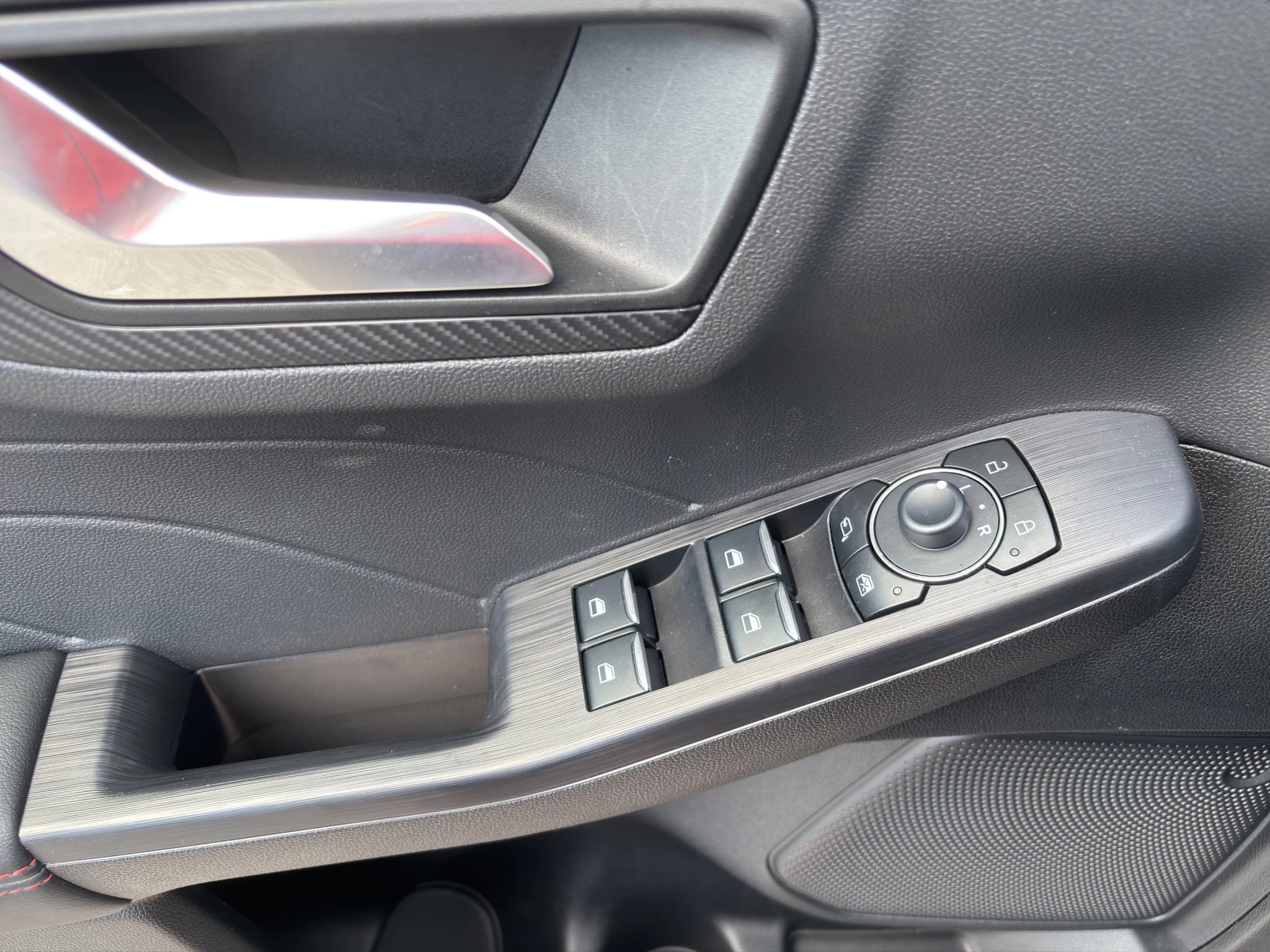 Ford-Kuga-image-16