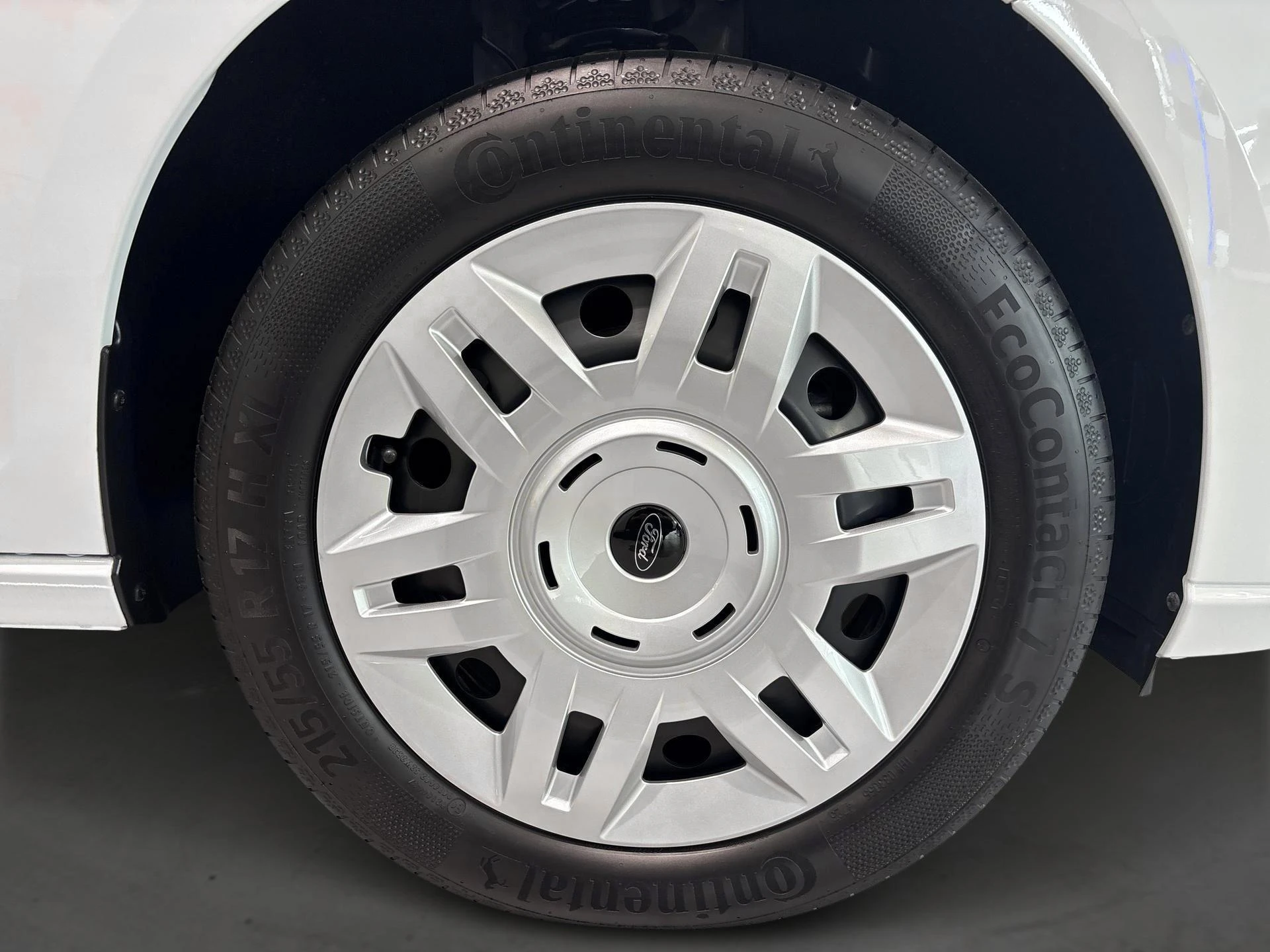 Ford-Transit Connect-image-5