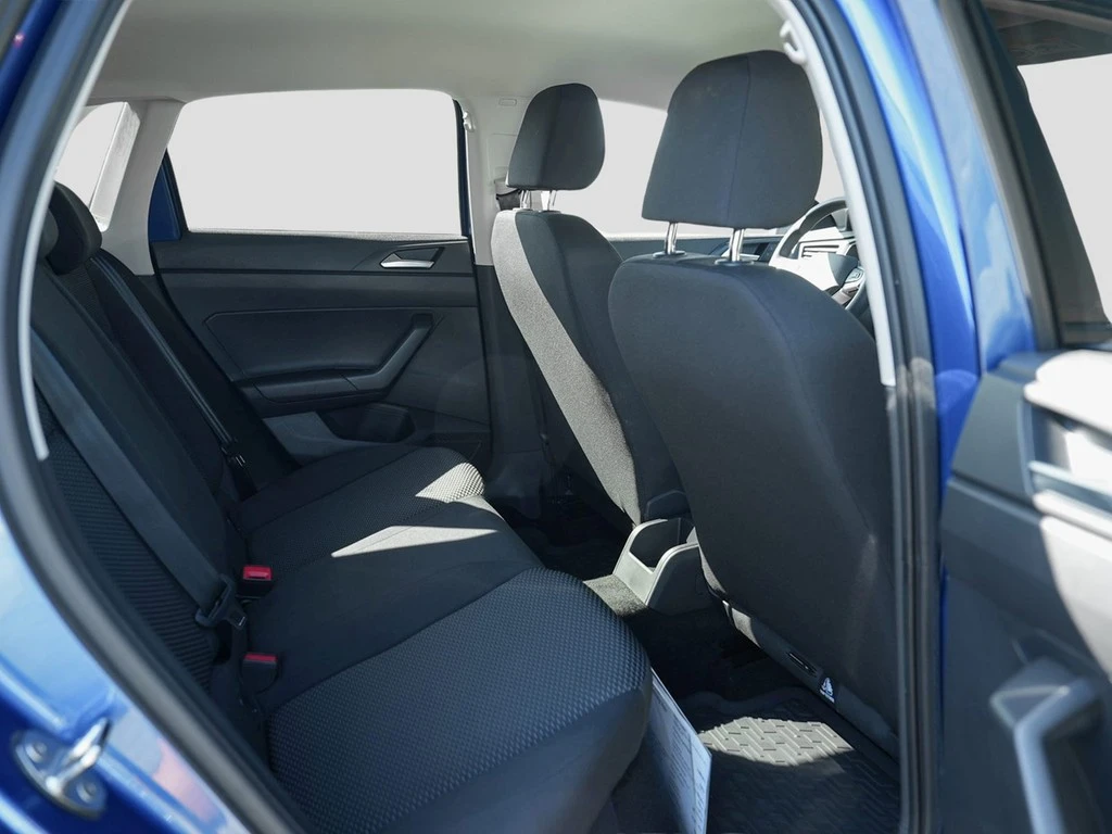 Volkswagen-Polo-image-10