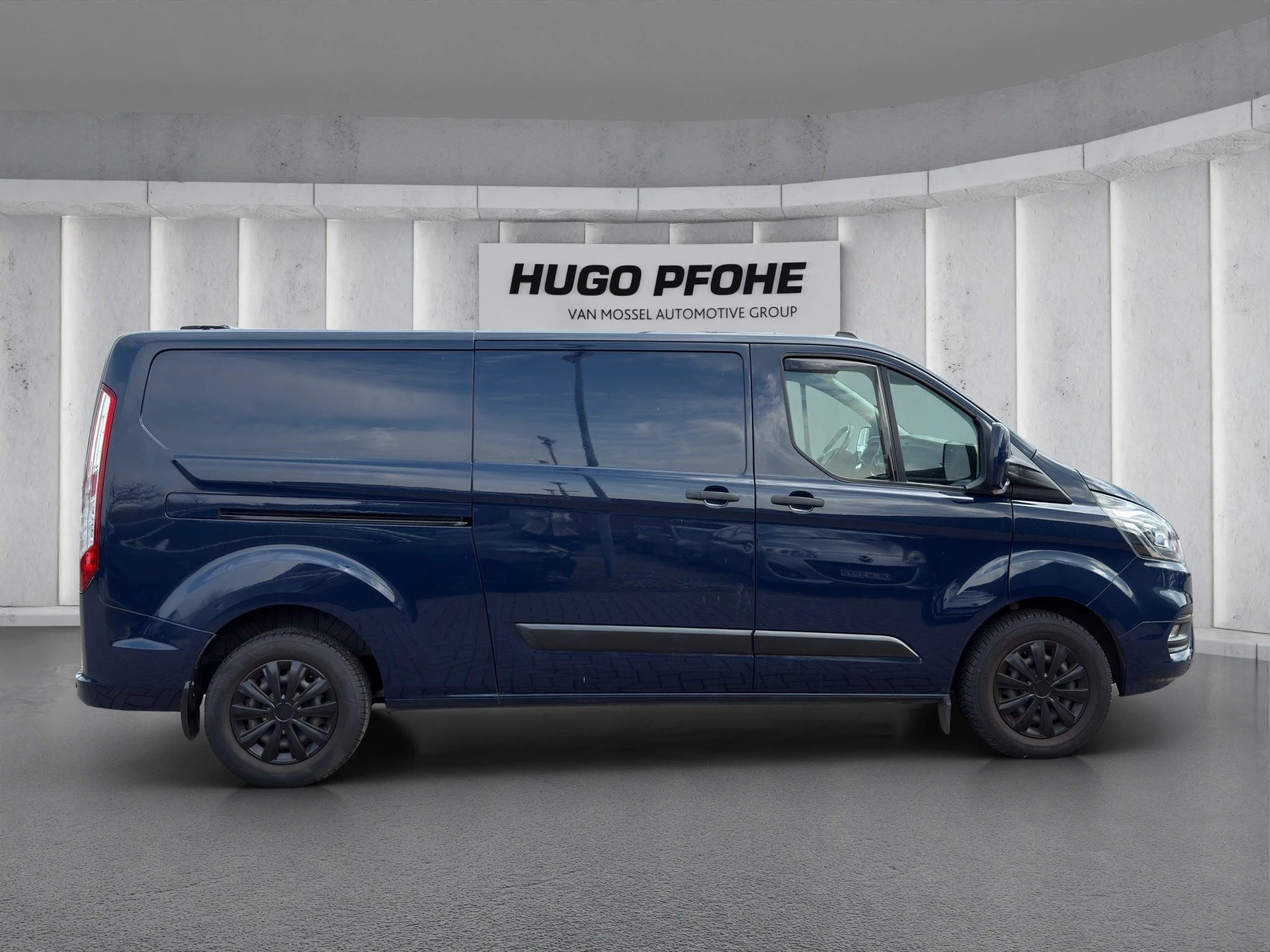 Ford-Transit Custom-image-5