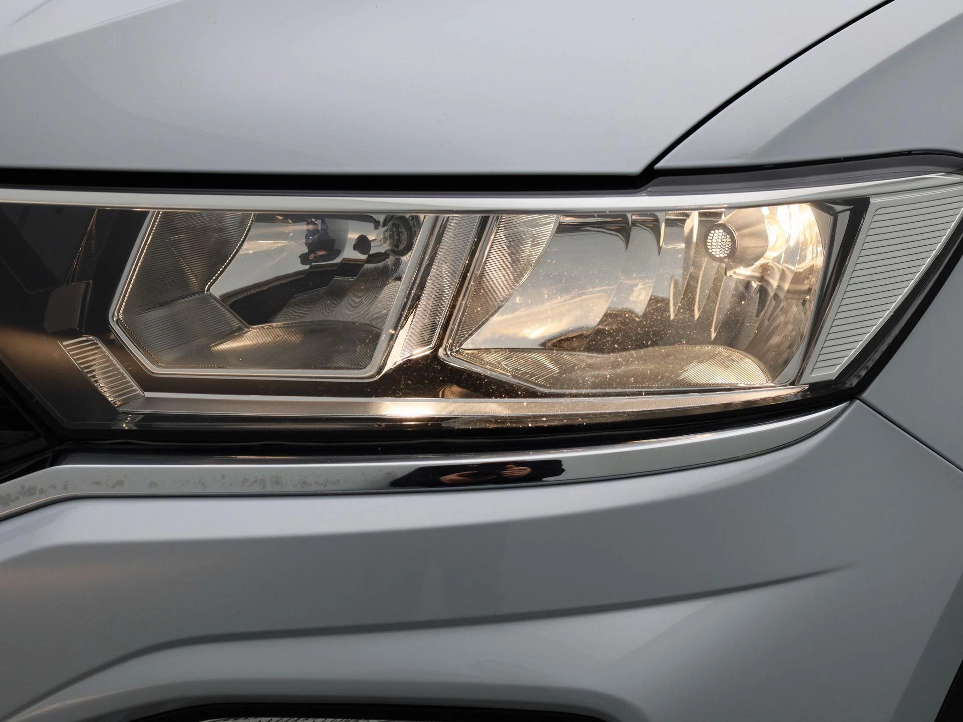 Volkswagen-T-Roc-image-13