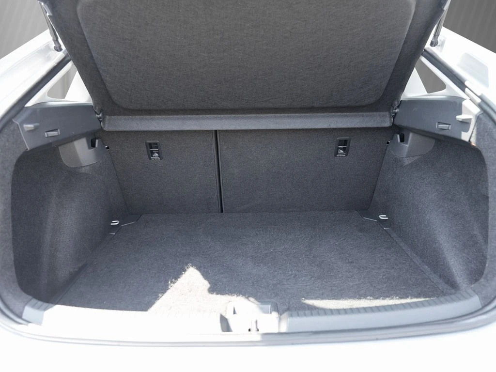 Volkswagen Taigo 1.0 TSI LIFE /LED/AppConnect/DAB+/RFK
