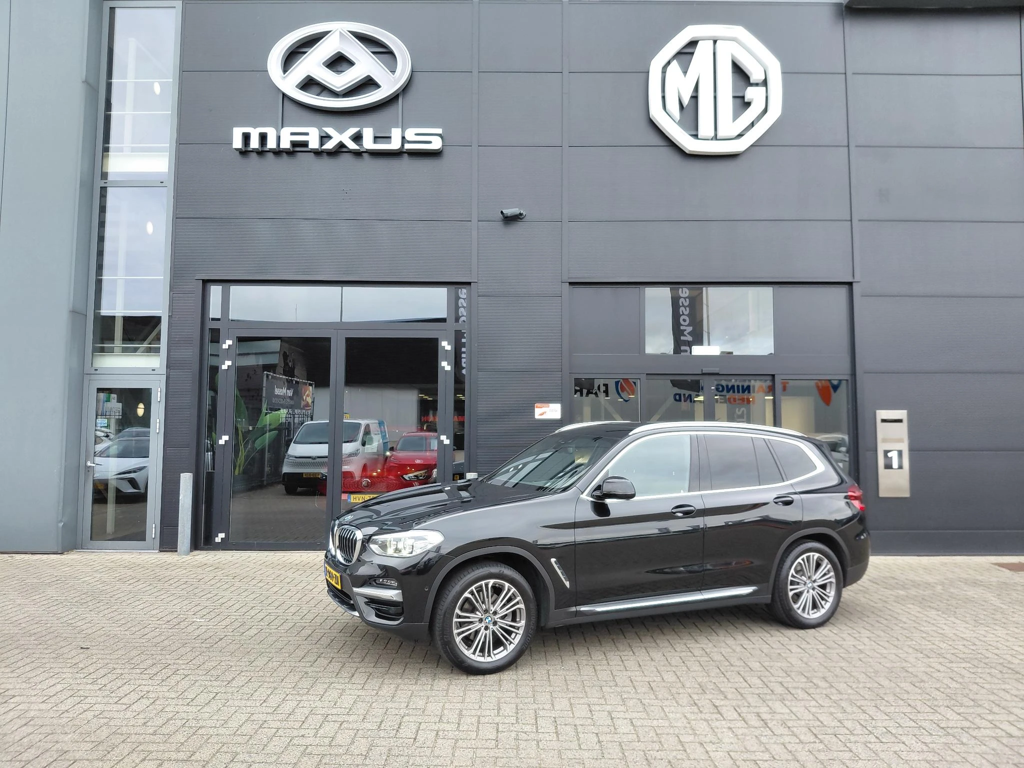 BMW-X3-image-1