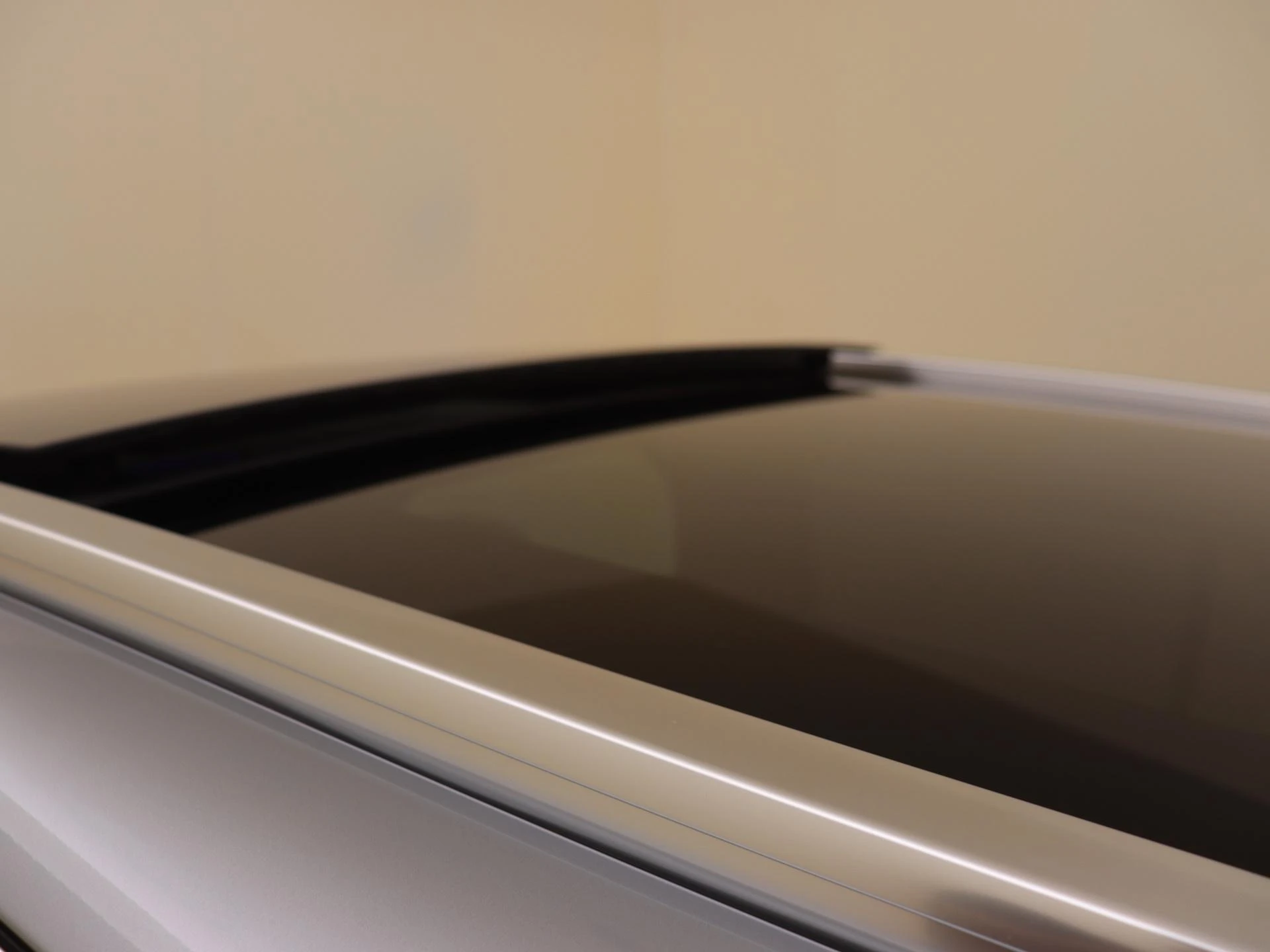 Mercedes-Benz-GLC-image-26