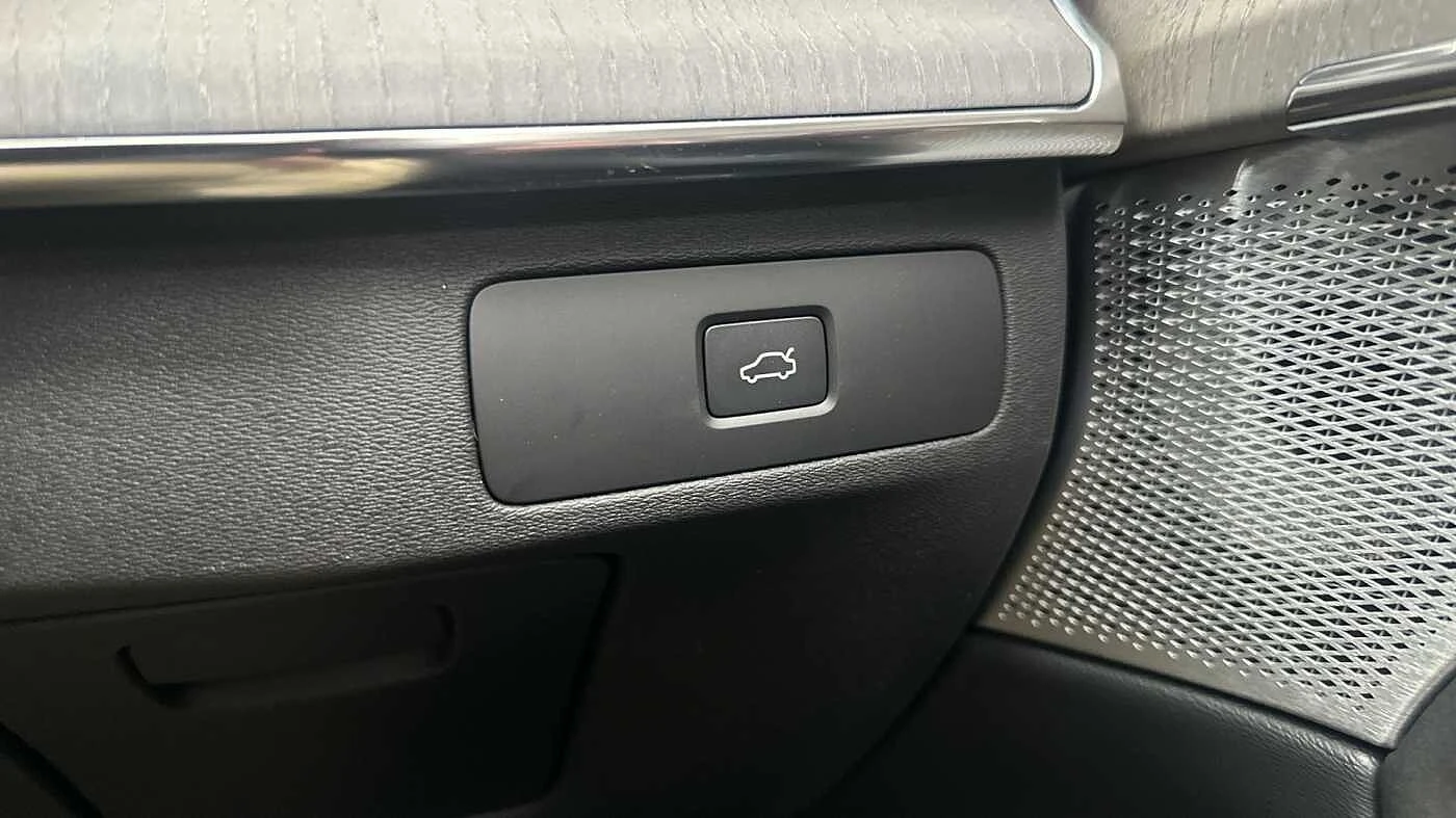 Volvo-XC90-image-37