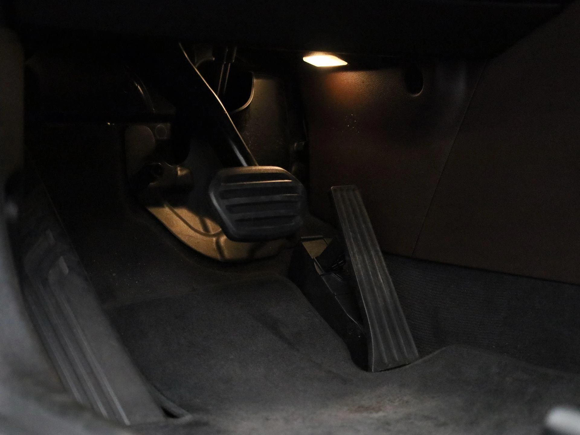 BMW X1 sDrive20i (115 kW)