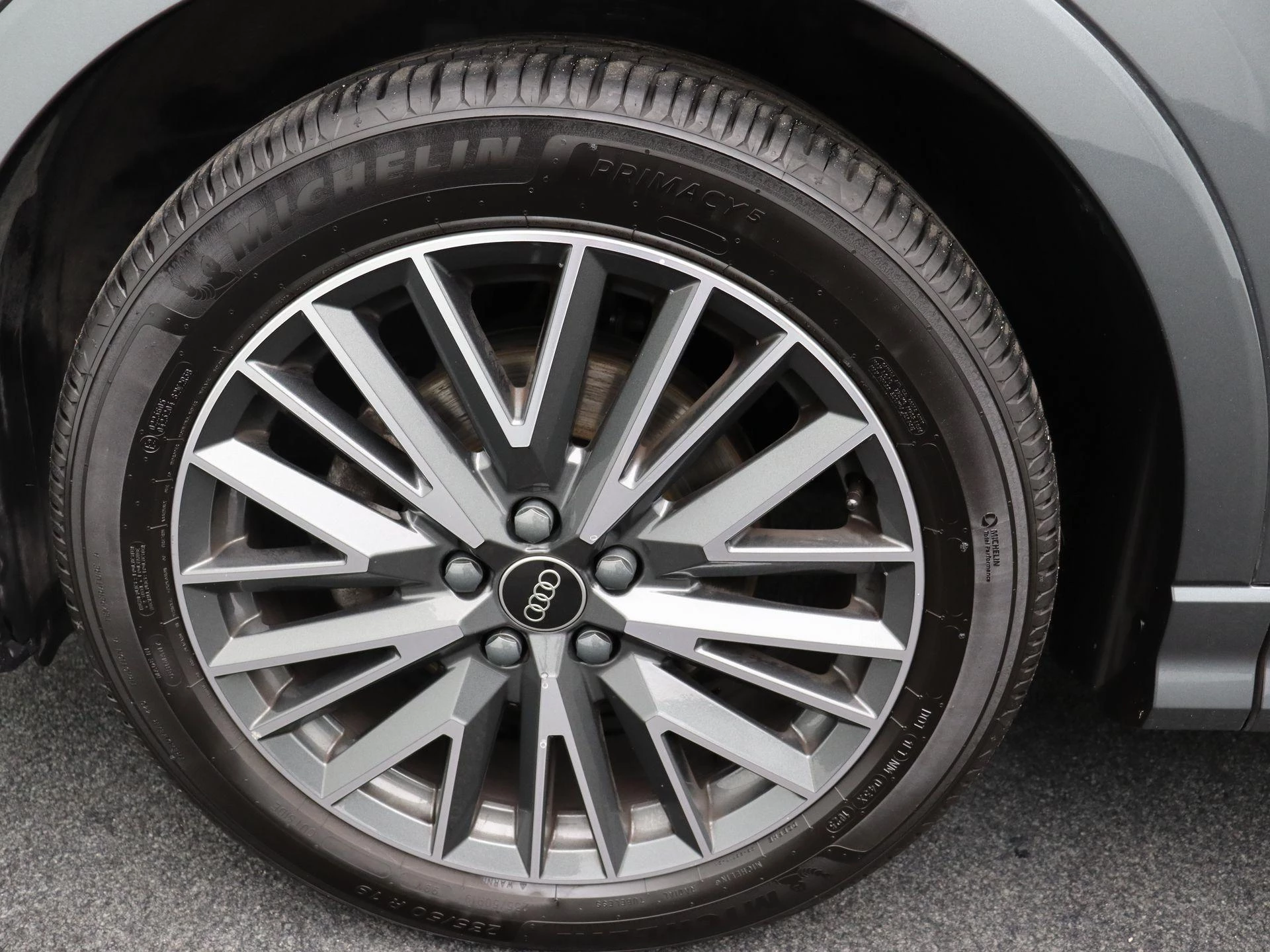 Audi-Q3-image-8