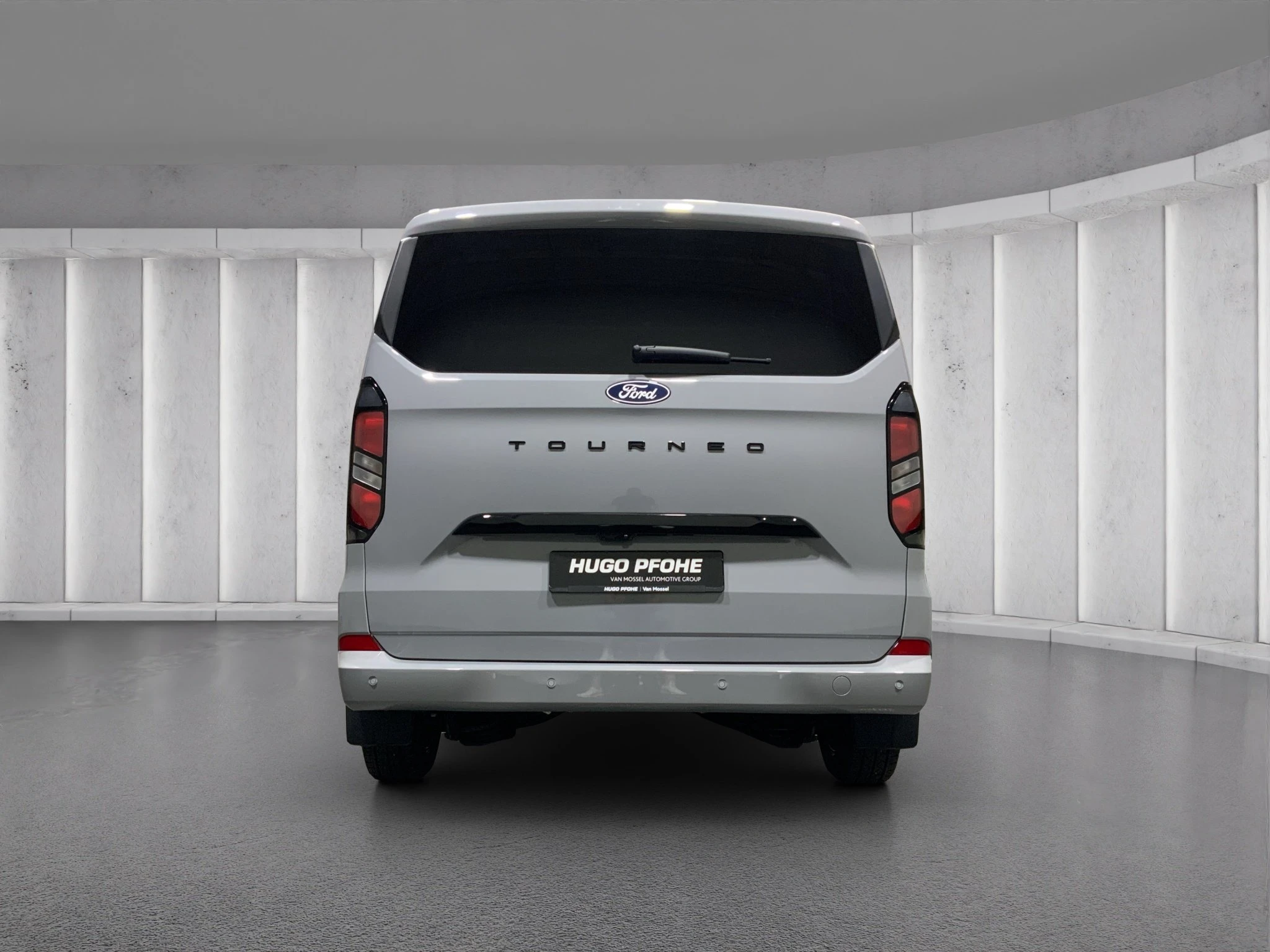 Ford-Tourneo Custom-image-3