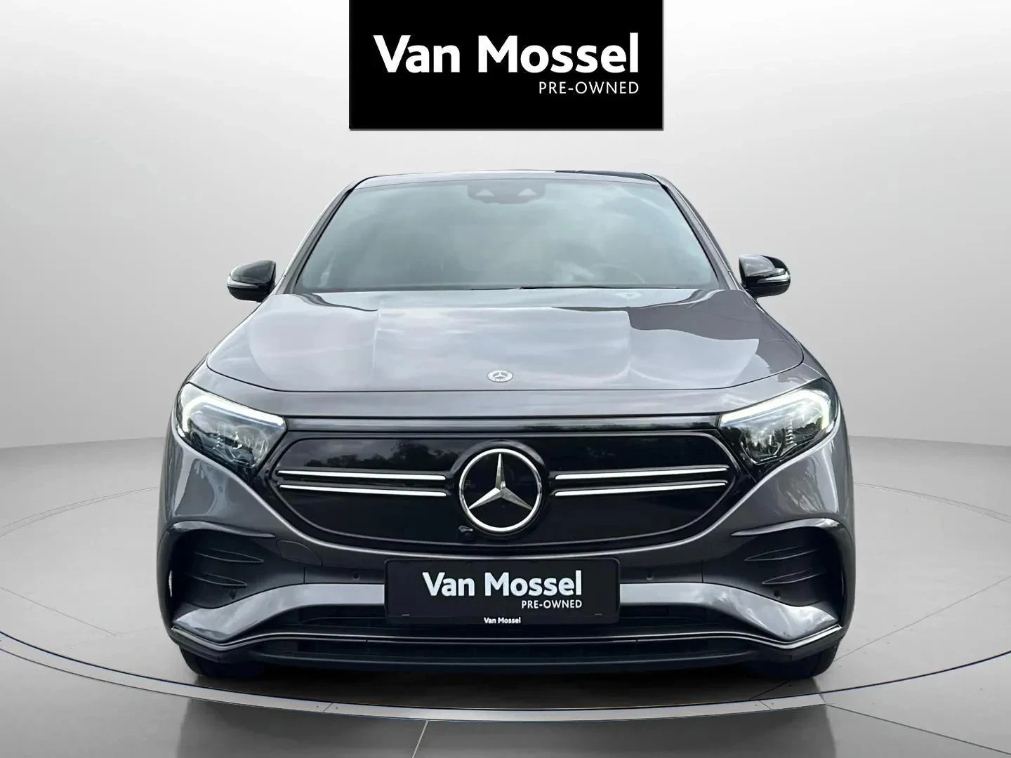 Mercedes-Benz-EQA-image-1