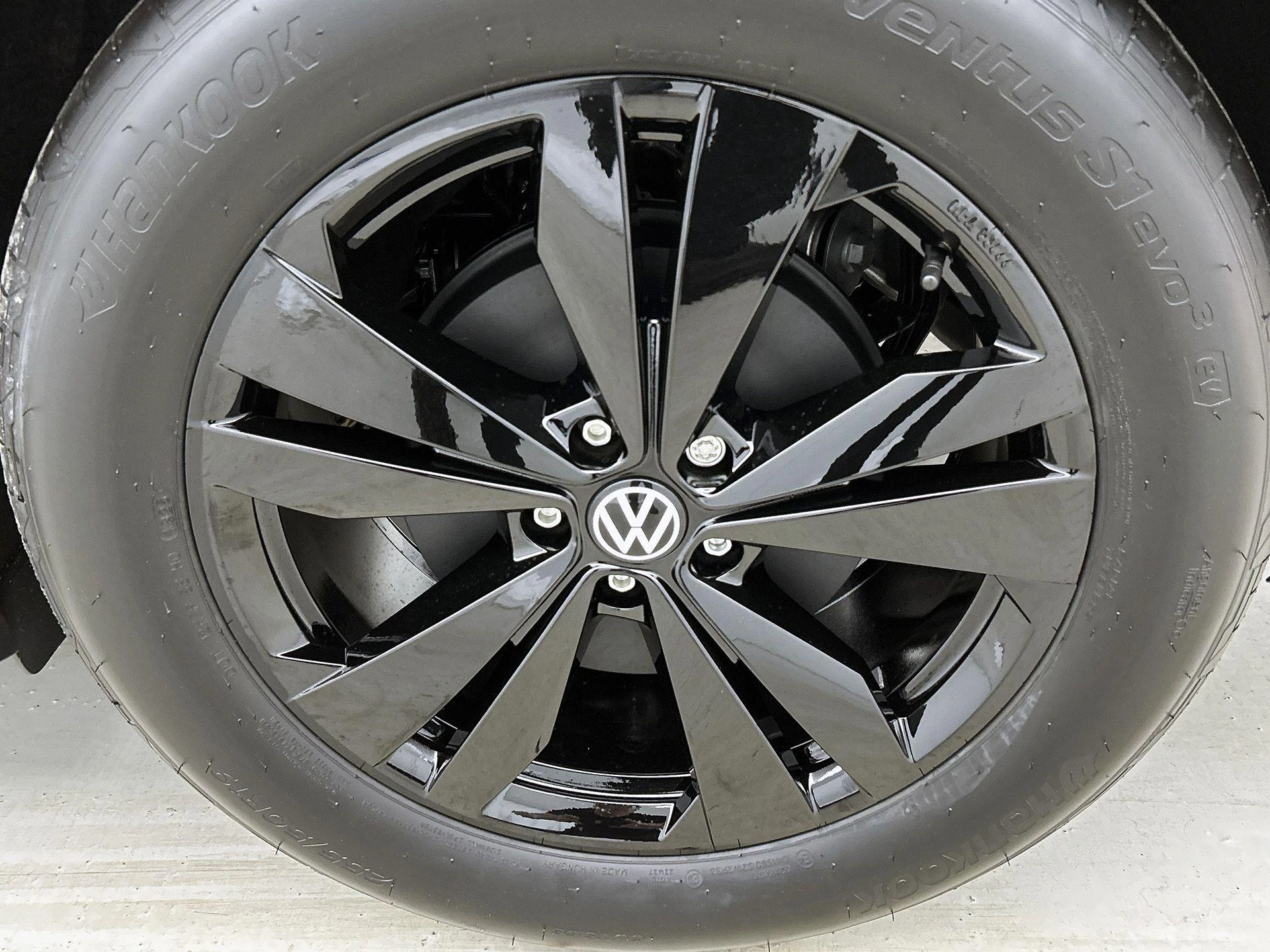 Volkswagen-ID.4-image-32