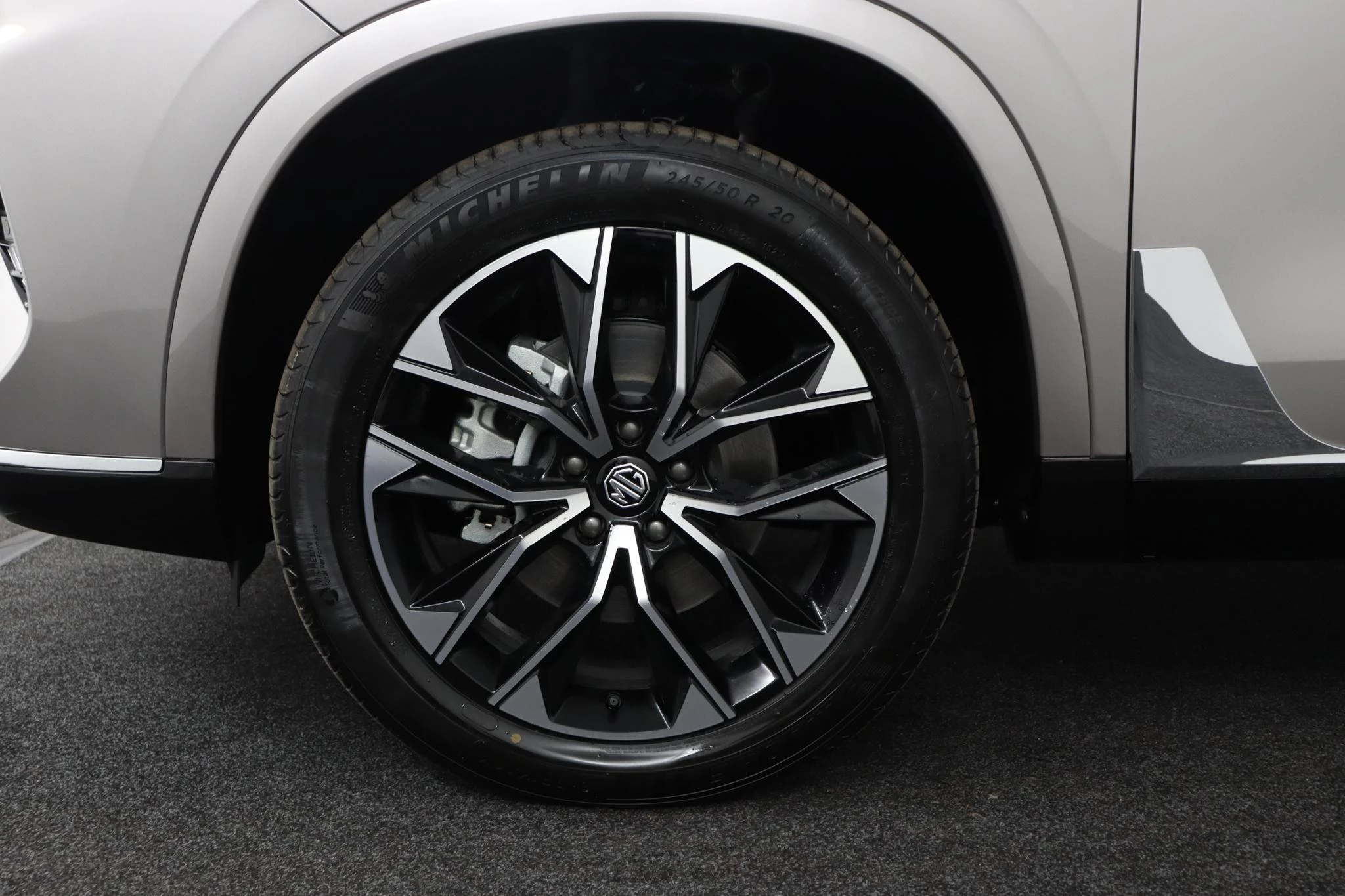 MG MGS9 1.5 Premium Plug-in Hybrid