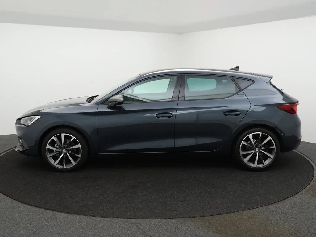 SEAT-Leon-image-12
