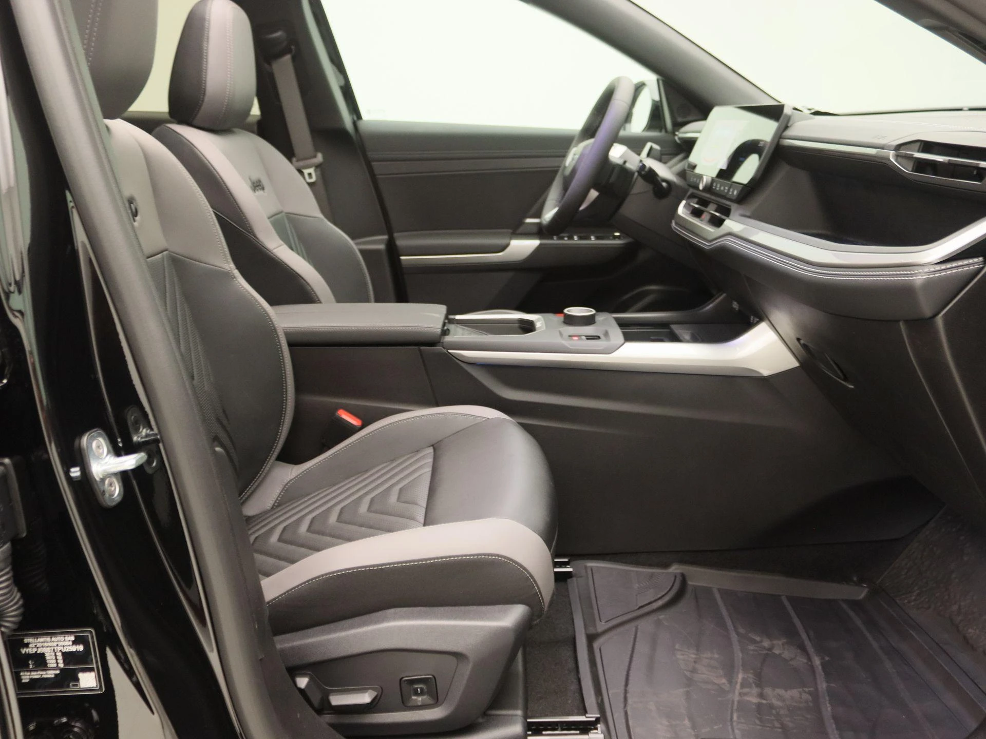 Jeep-Compass-image-24