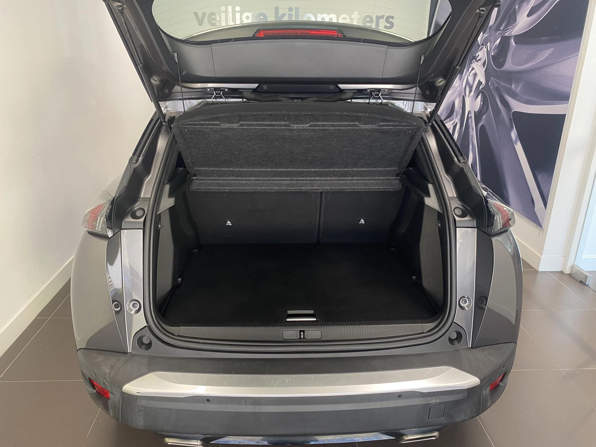 Peugeot-2008-image-4