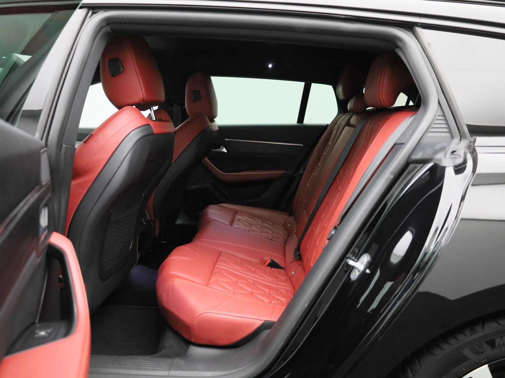 Peugeot-508-image-9