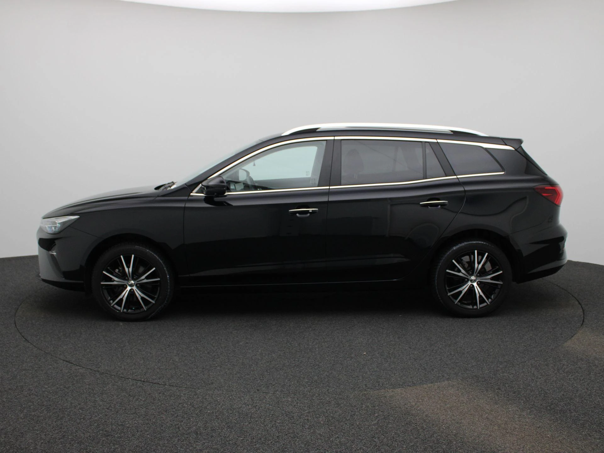 MG MG5 Electric Long Range Luxury 61 kWh