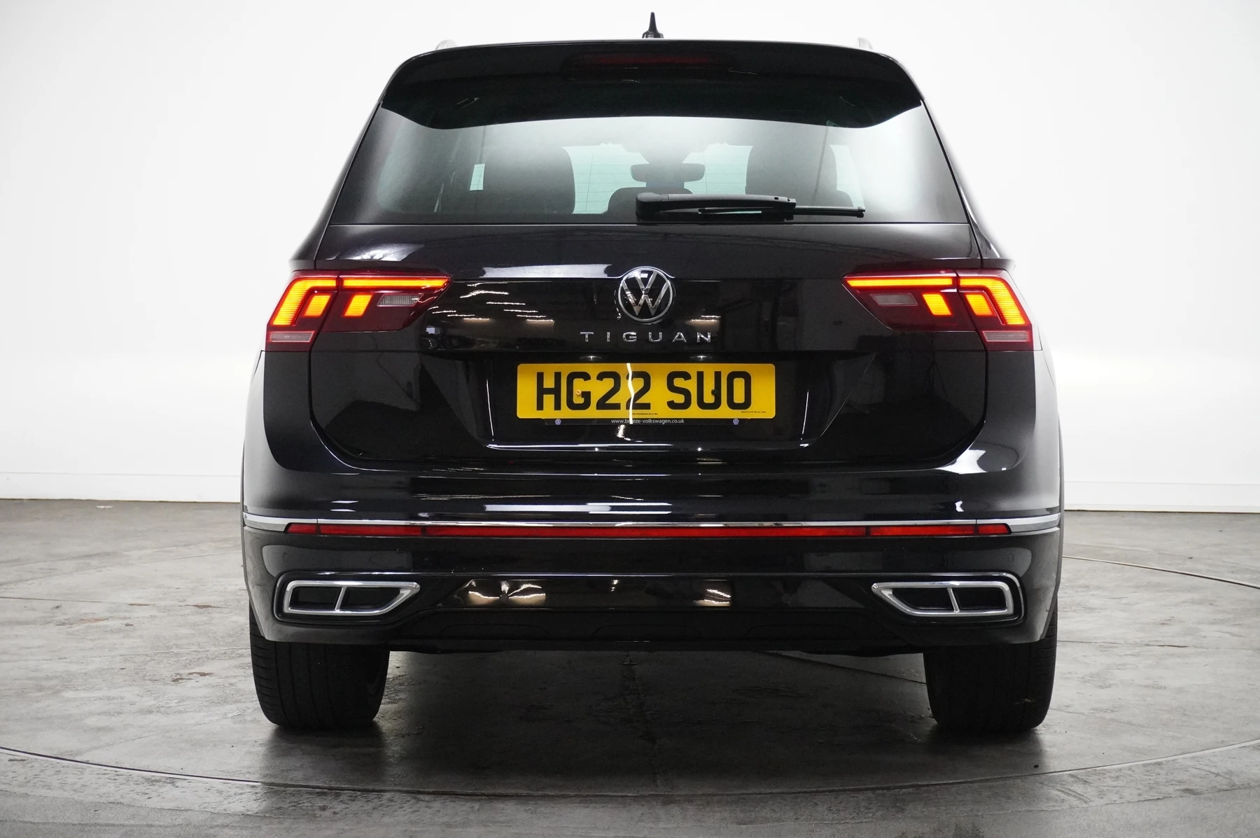 Volkswagen-Tiguan-image-14