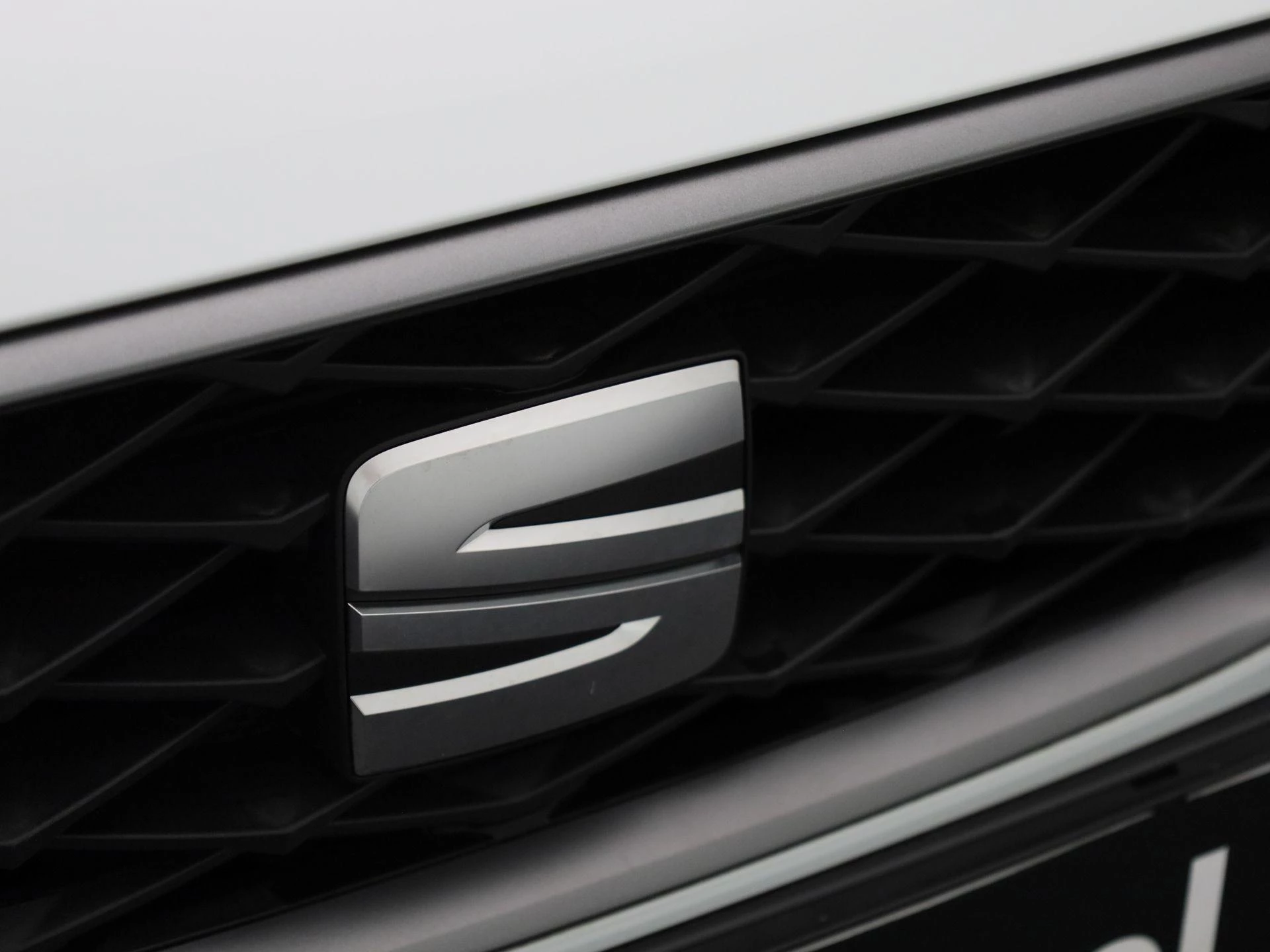 SEAT Leon Sportstourer 1.5 TSI e-Hybrid FR Business