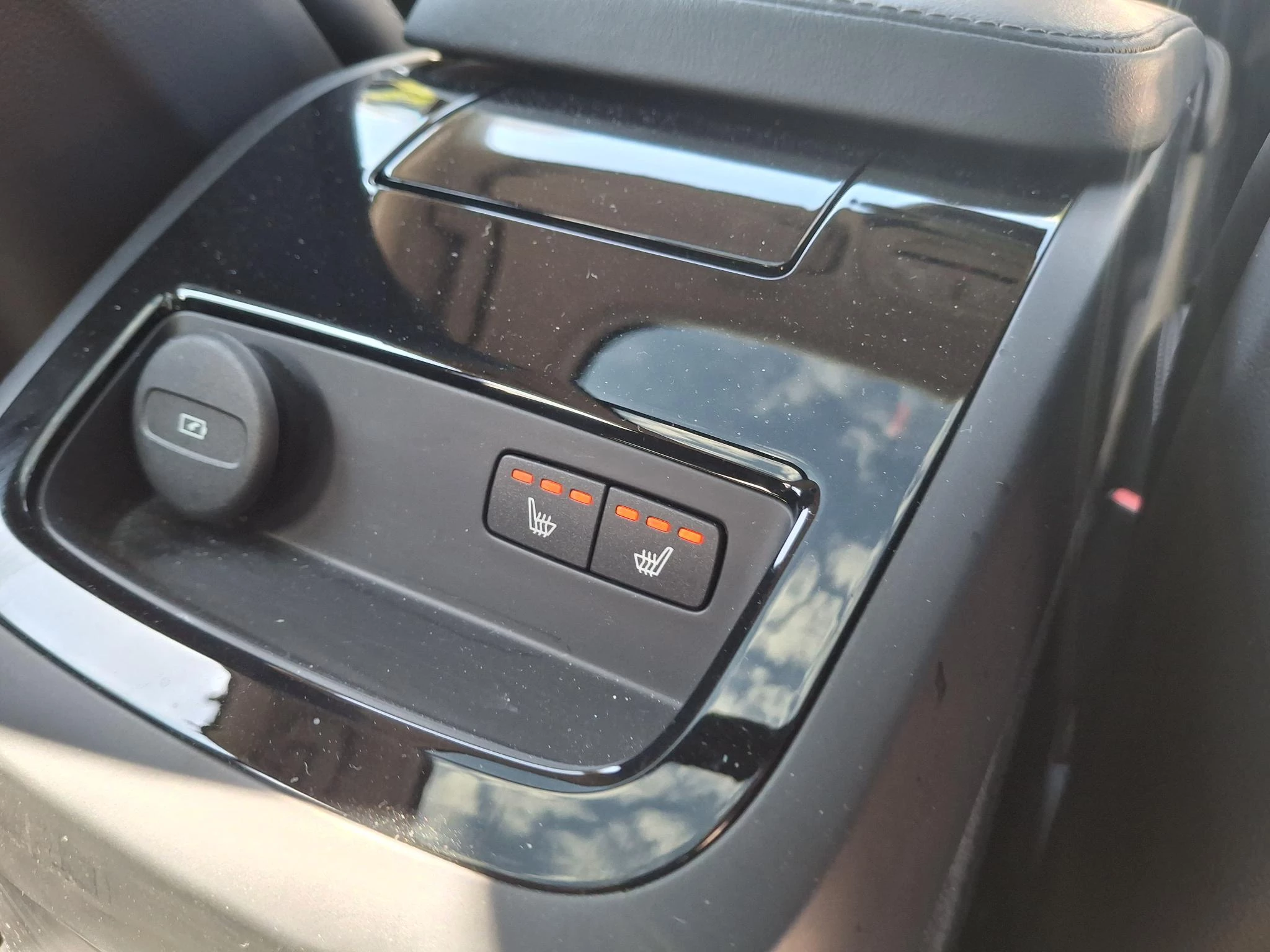 Volvo-V90-image-35