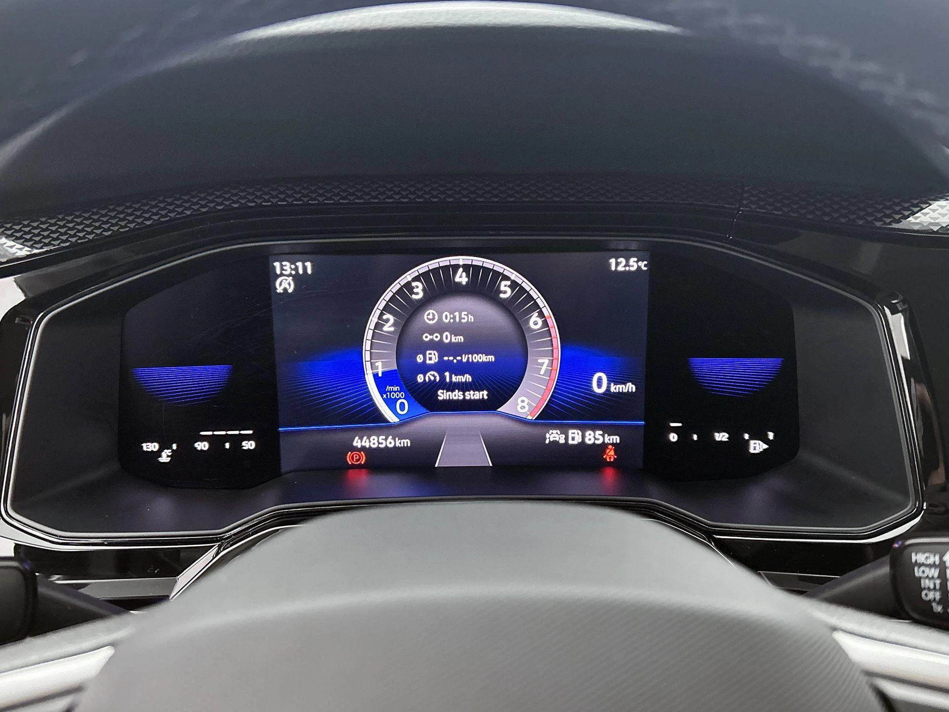 Volkswagen-Taigo-image-11