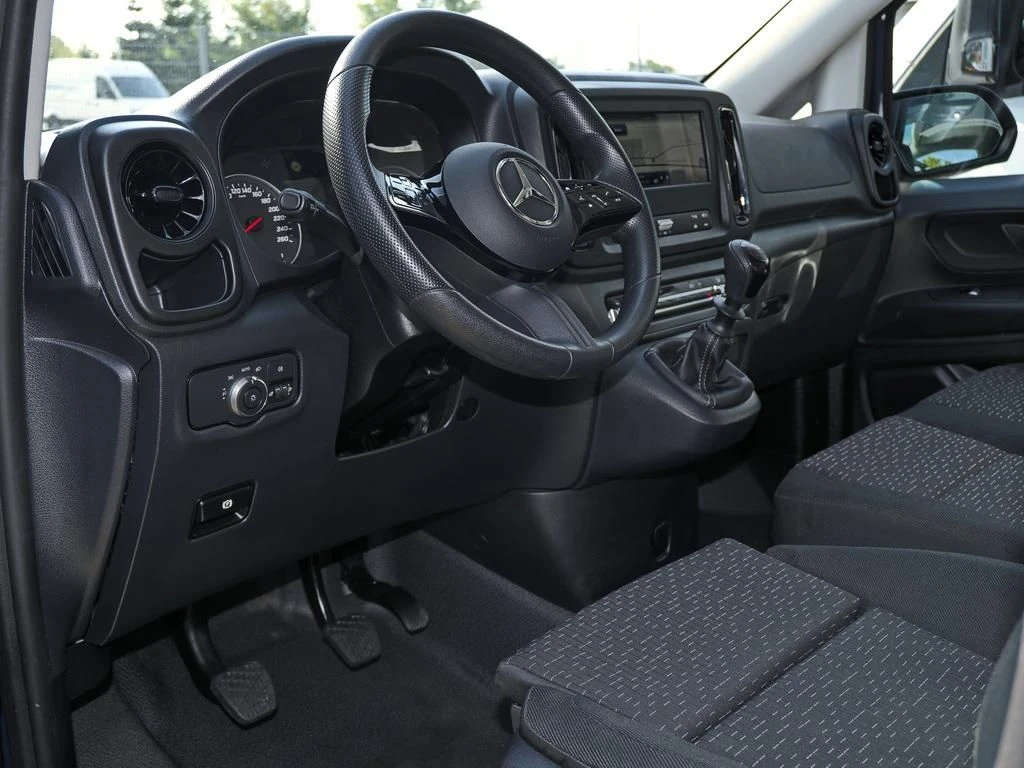 Mercedes-Benz-Vito 116-image-7