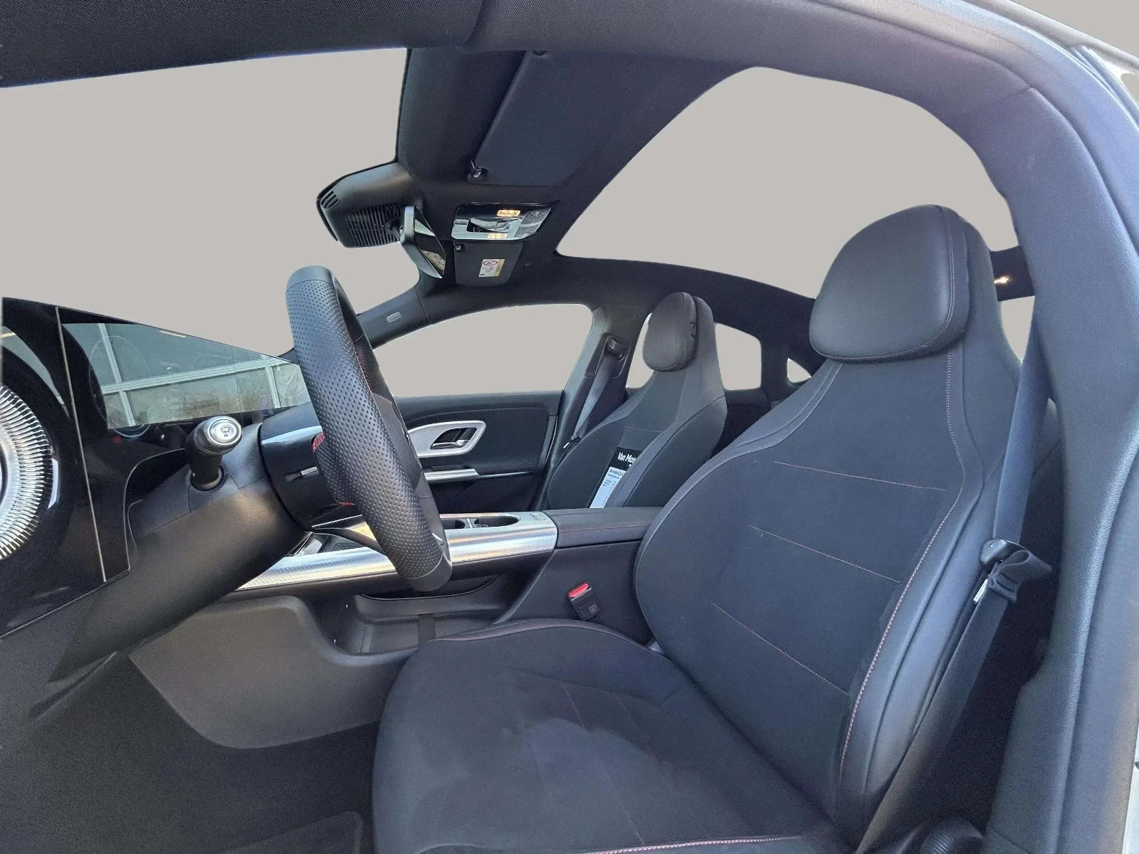 Mercedes-Benz-CLA-image-9