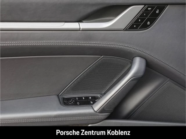 Porsche-911-image-24