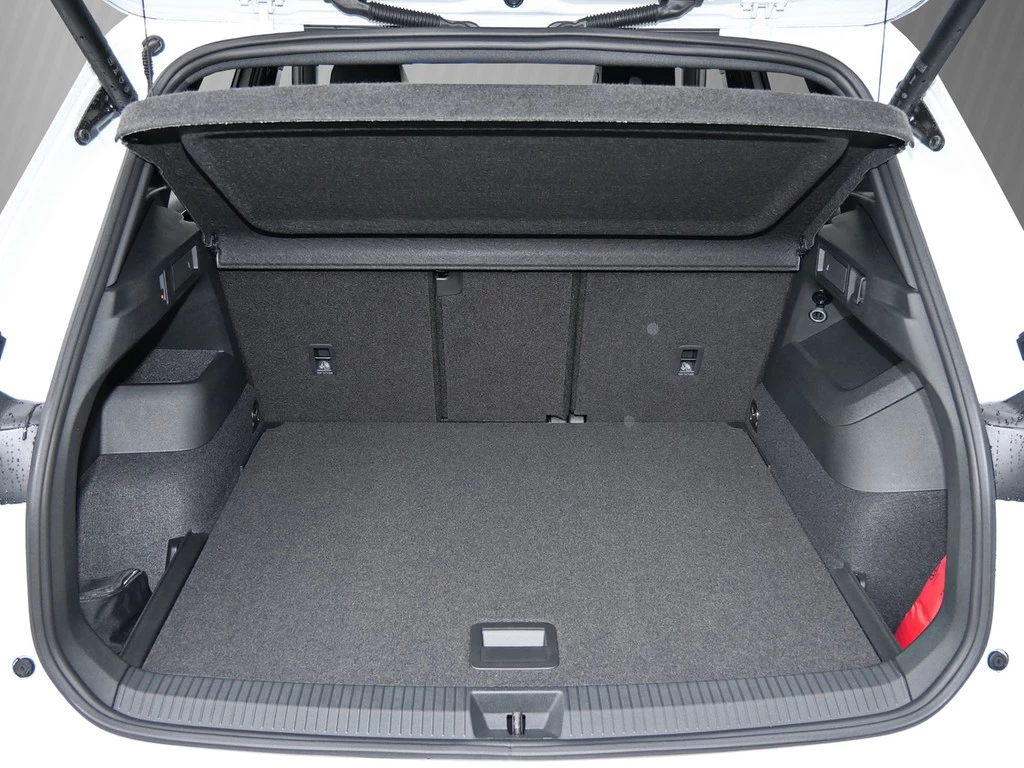 Volkswagen Tiguan UPE br. 59.620,- Elegance 2.0 l TDI DSG 110 kW / 150 PS VSA