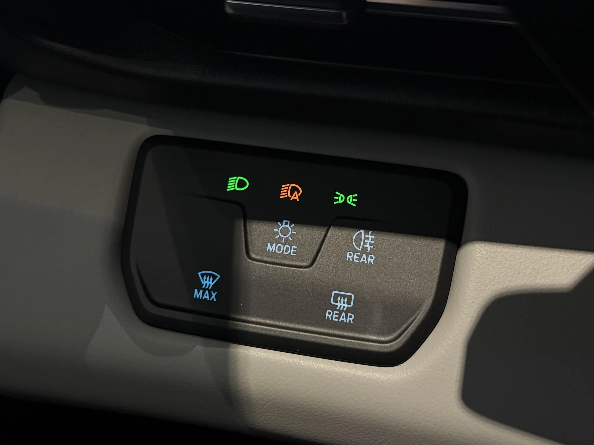 Ford-Explorer-image-15