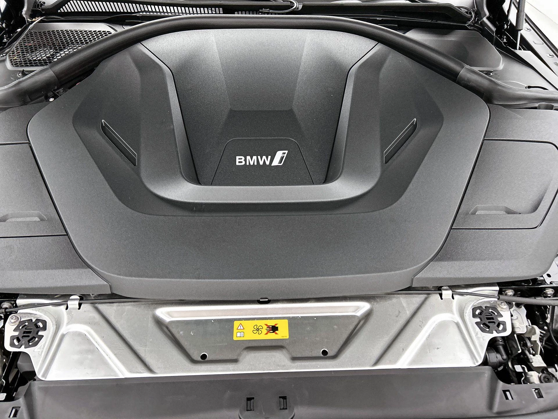 BMW i4 eDrive40 84 kWh