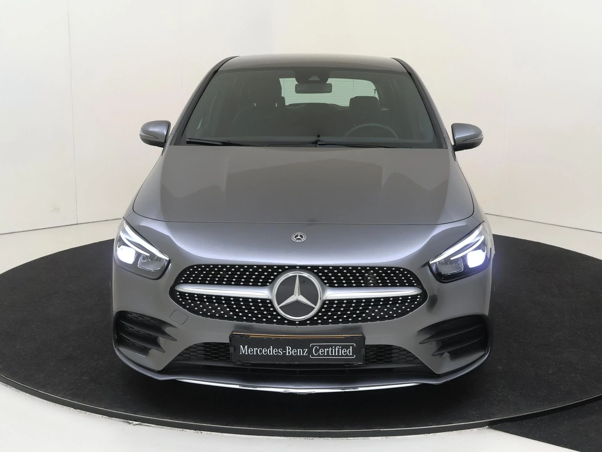 Mercedes-Benz-B-Klasse-image-5