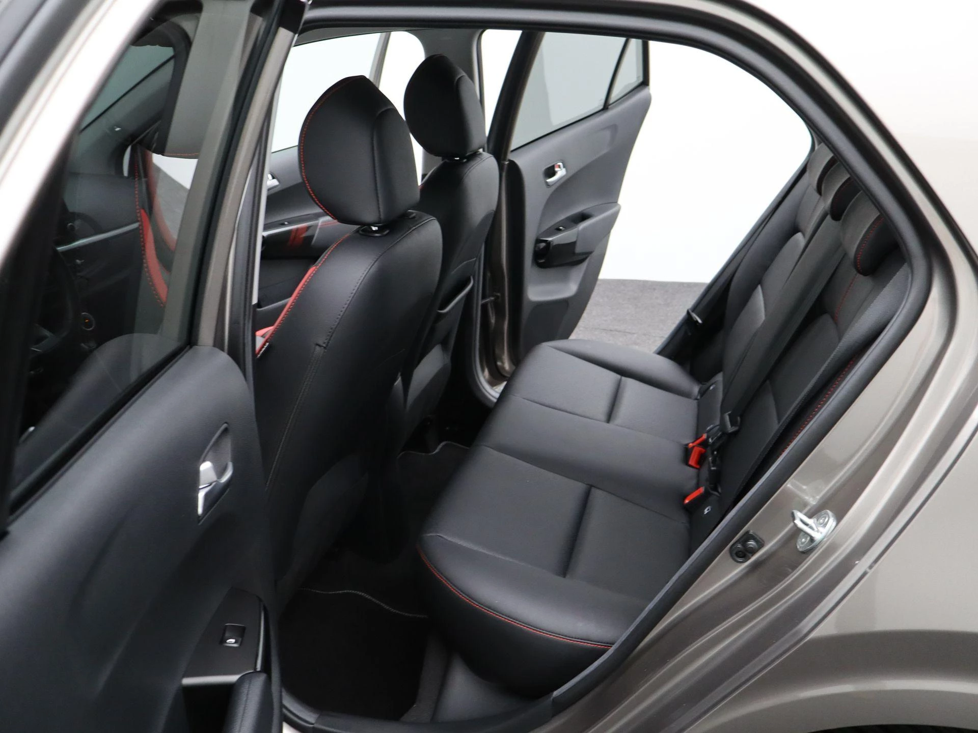 Kia-Picanto-image-12