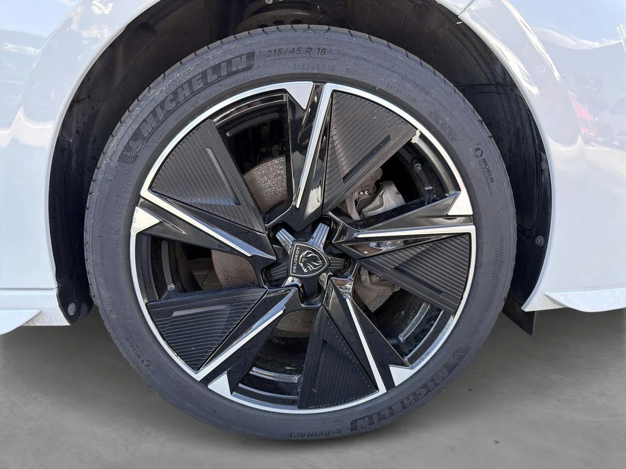 Peugeot-e-308-image-5