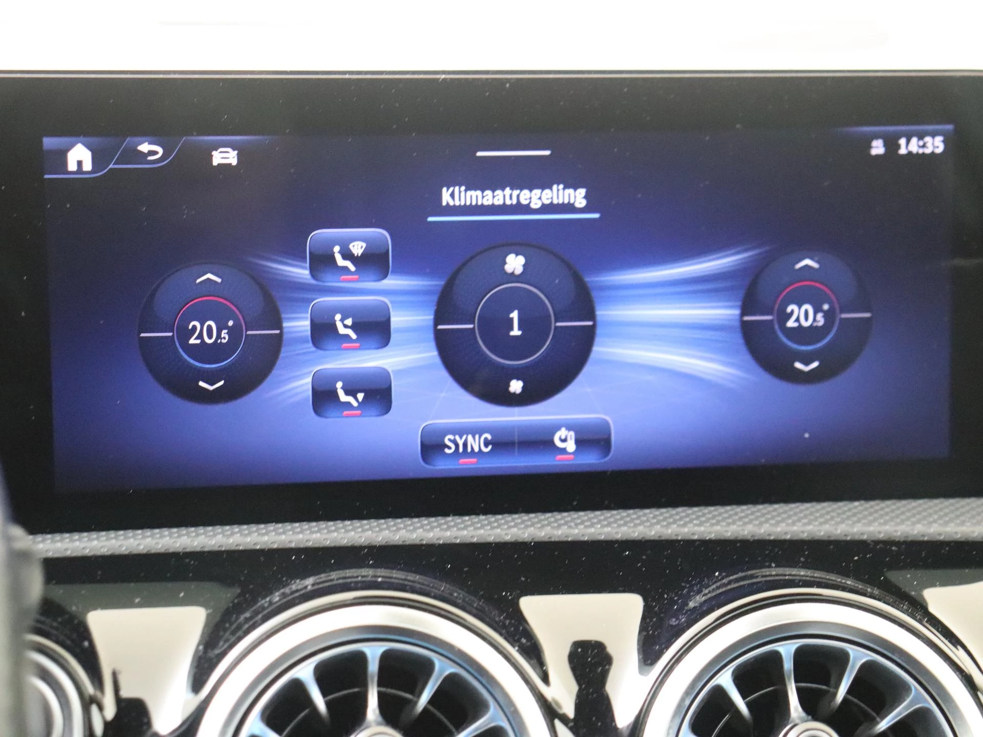 Mercedes-Benz-A-Klasse-image-17